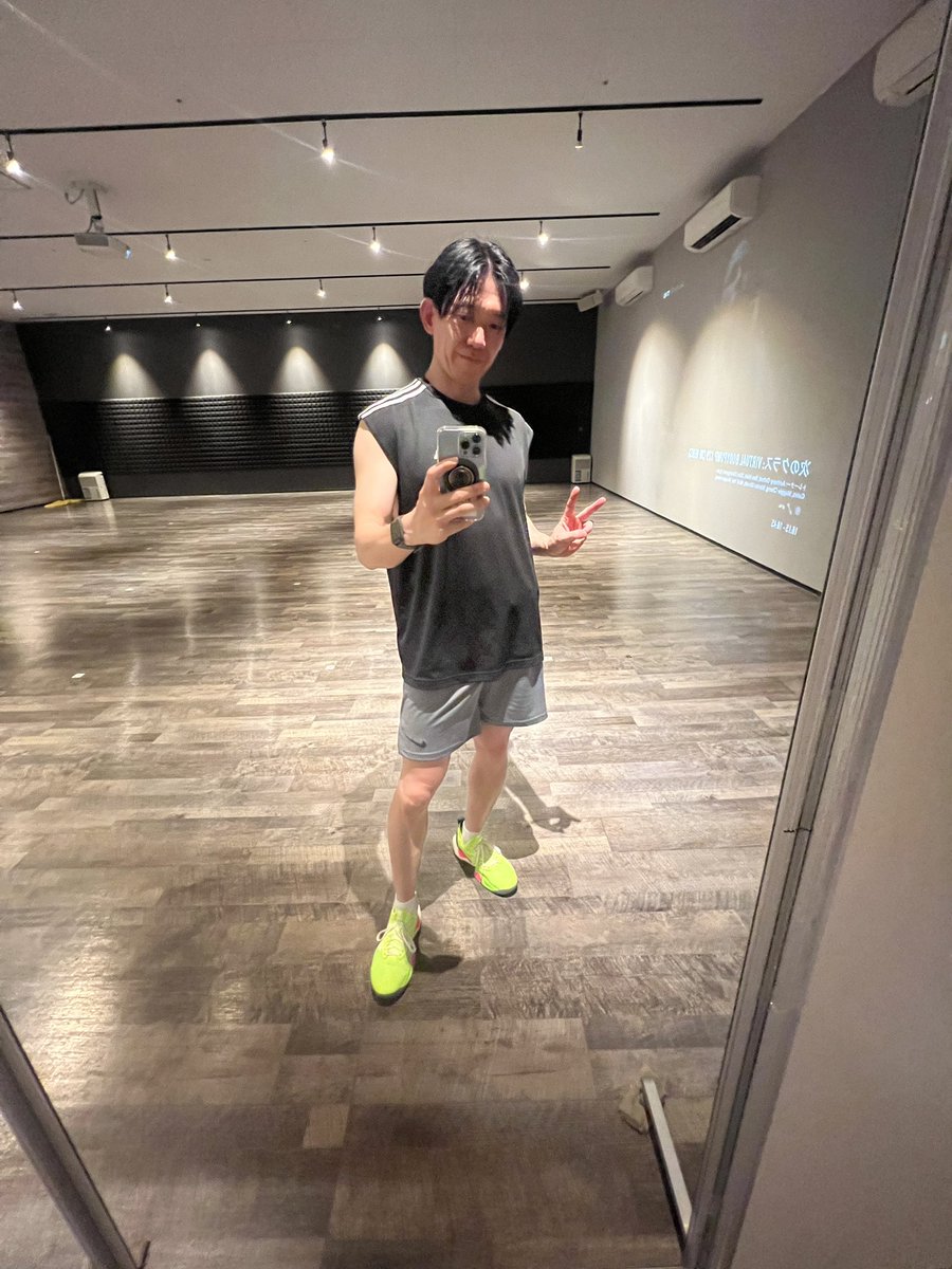 heero750's tweet photo. 昨日and一昨日のご参加誠にありがとうございました😄
BC71のボーナス
かなりパワーに溢れた曲でしたが楽しんで頂けましたでしょうか💪
次回は日曜日!
#lesmills #bodycombat
#bodyattack #筋トレ好きな人と繋がりたい #ジム #スポーツクラブ #スタジオ好きと繋がりたい https://t.co/2oZFY4CMme