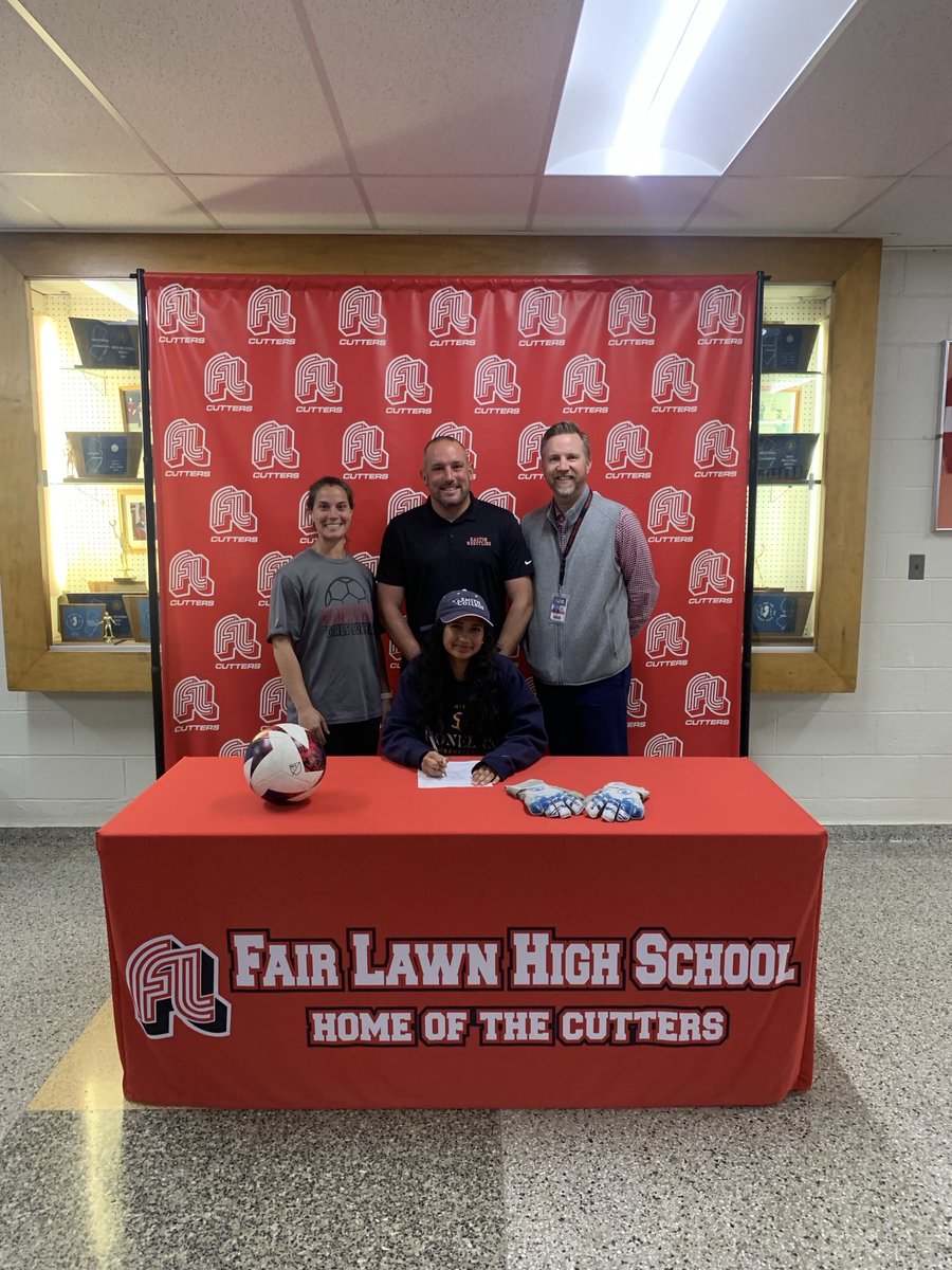Congrats Blair who will be attending ⁦<a href="/smithcollege/">Smith College</a>⁩ and playing Soccer