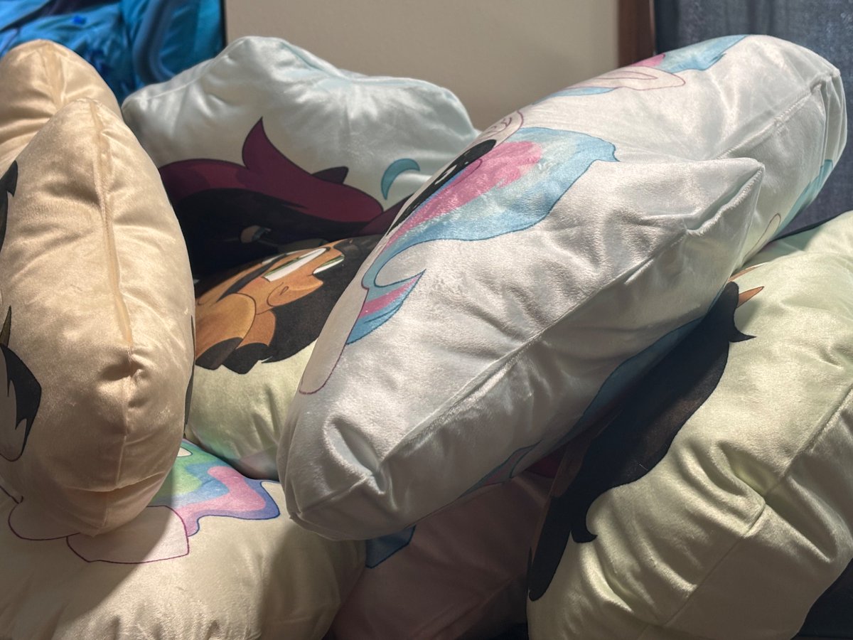 The first batch of pillows has arrived!