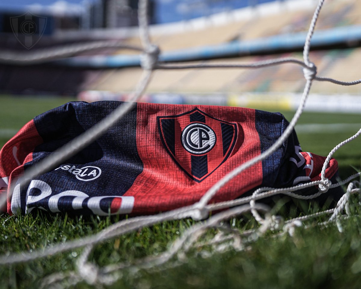 ¡Esta noche cueste lo que cueste! 🛡️💙❤️