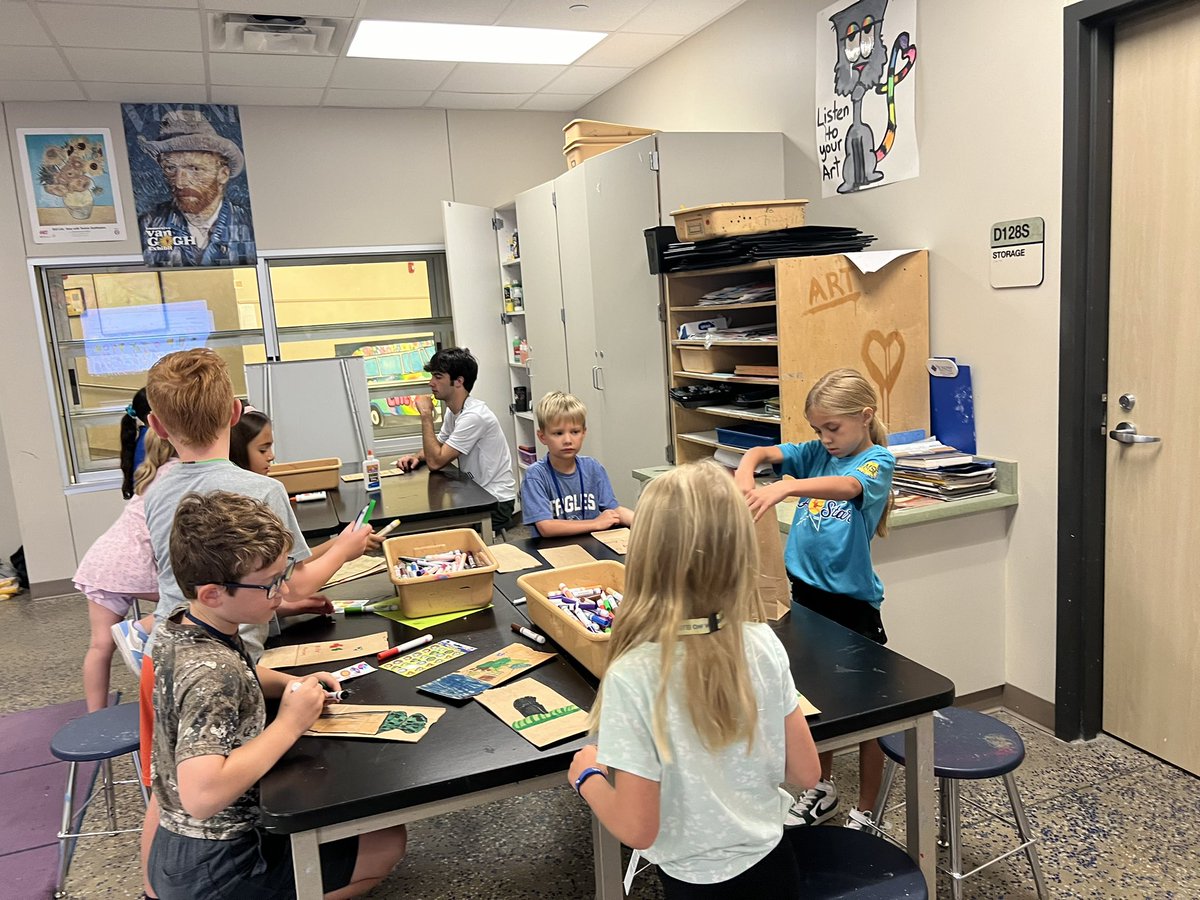 sheilakwatson's tweet photo. Today is World Hunger Day &amp; I’m proud of @Watson_Jack1 for his continued support of @KidsMealsInc by setting up lunch bag decorating sessions at his former @MeadowWoodSBISD @SBISD elementary school. Kids’ Meals packs &amp; delivers free, healthy meals to preschool-aged kids! https://t.co/QpiwHuzLSk