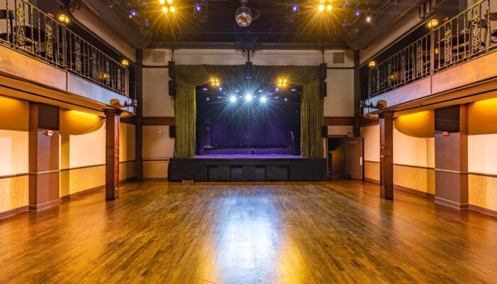 n,n. is performing at the bowery ballroom in new york city tonight! 🇺🇸

capacity: 575

it’s the third to last show of the return of the reaper – a decade of darkness tour! 🧙🏻

who's gonna be there? 🔨