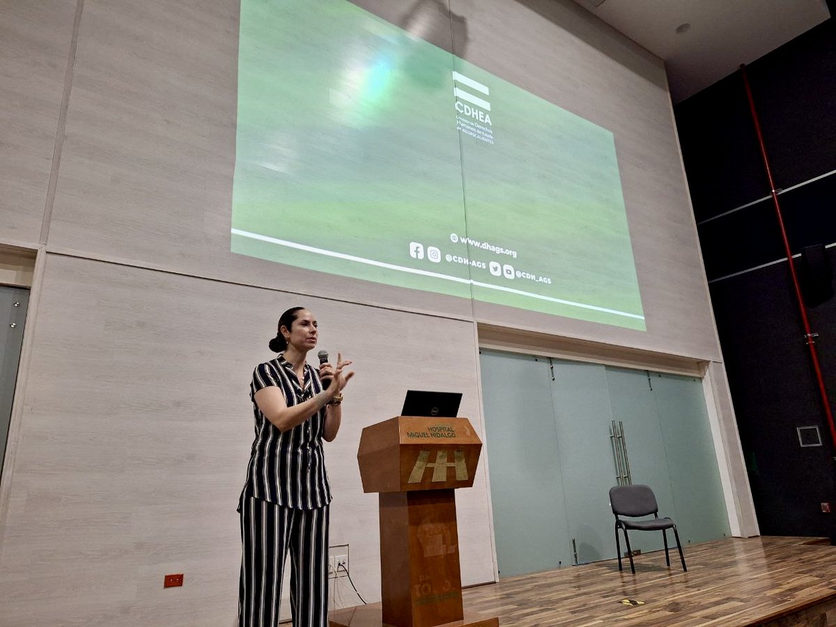 CDH_Ags's tweet image. Como parte de las acciones de difusión y promoción de los Derechos Humanos y buscando siempre mantener el compromiso de colaboración interinstitucional, la CDHEA acudió al #HospitalHidalgo para impartir el curso titulado “Derechos Humanos y Salud”.