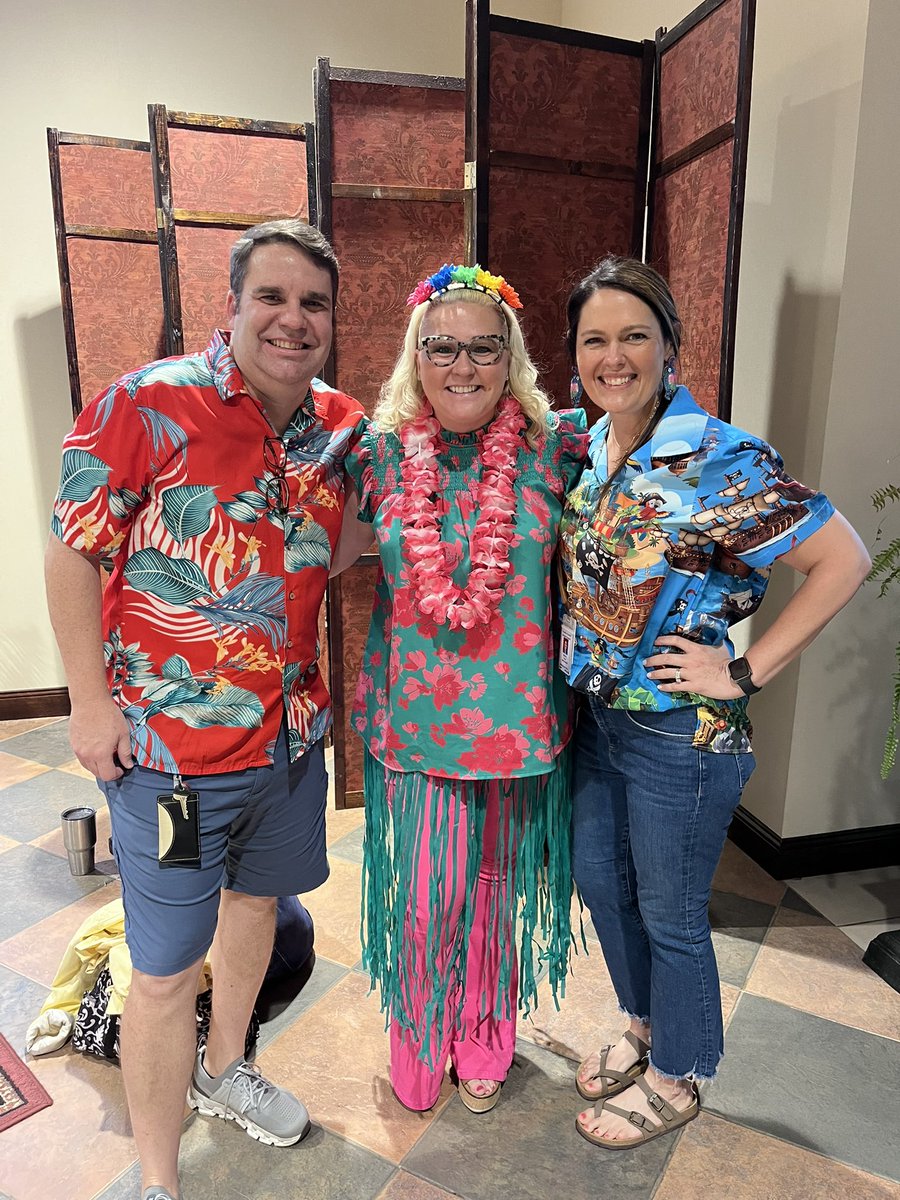 DrMarkEDU's tweet image. Had a wonderful time at the Coweta Innovation Summit! 💡 Georgia educators wrapped up the year by gaining valuable insights to power next year’s plans. So much energy, inspiration, and collaboration in one place! 💙📚  #EdTech #GAed @Progress_Led @CowetaSchools