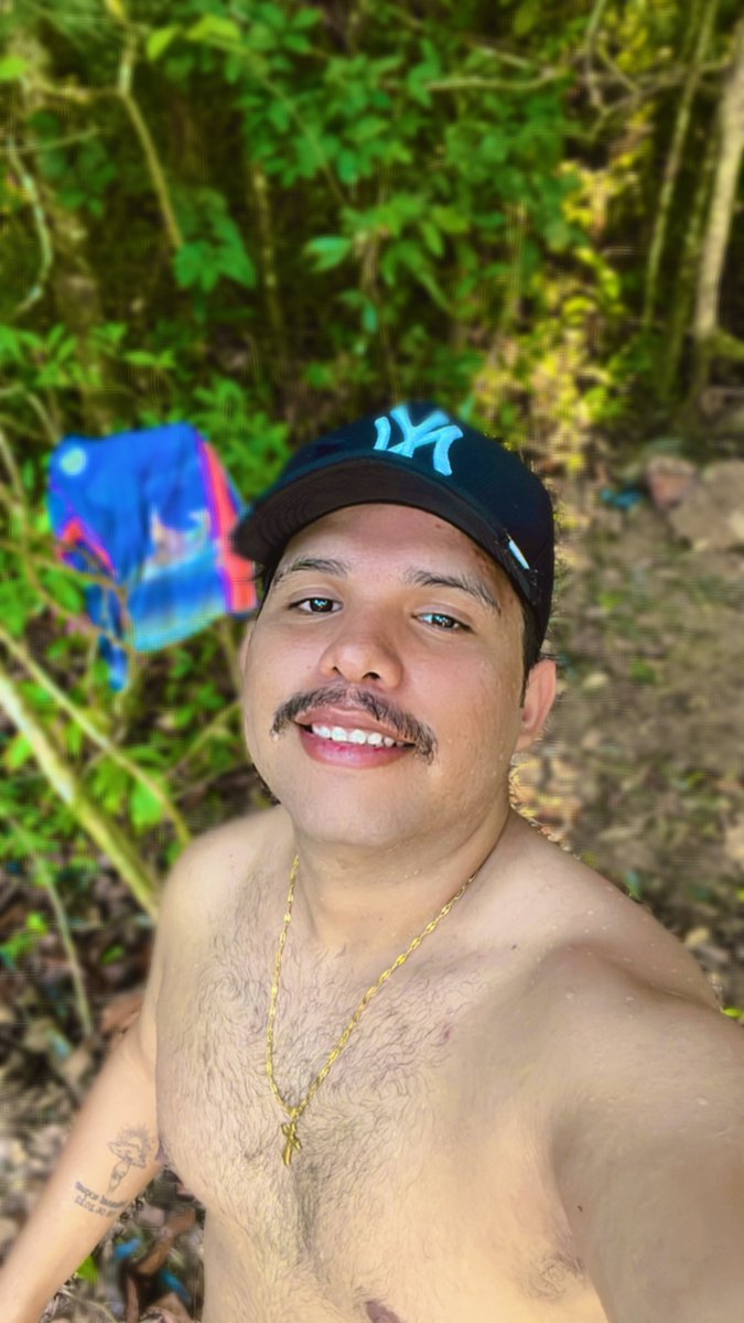 MarroneSilvw's tweet photo. De um dia de folga 🍃🦋 https://t.co/ag61s7rw1U
