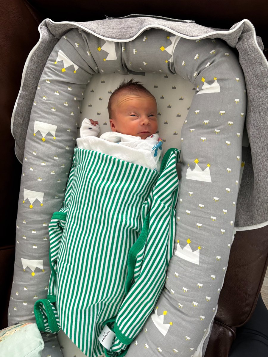 Congratulations to Courtney on her baby boy Liam Edward!