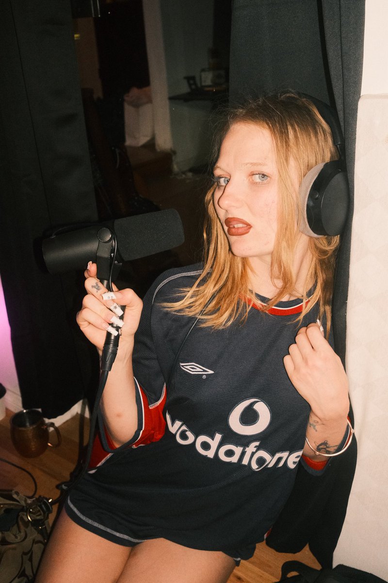 LILY…………….is that you? (@lilyisthatyou) on Twitter photo 