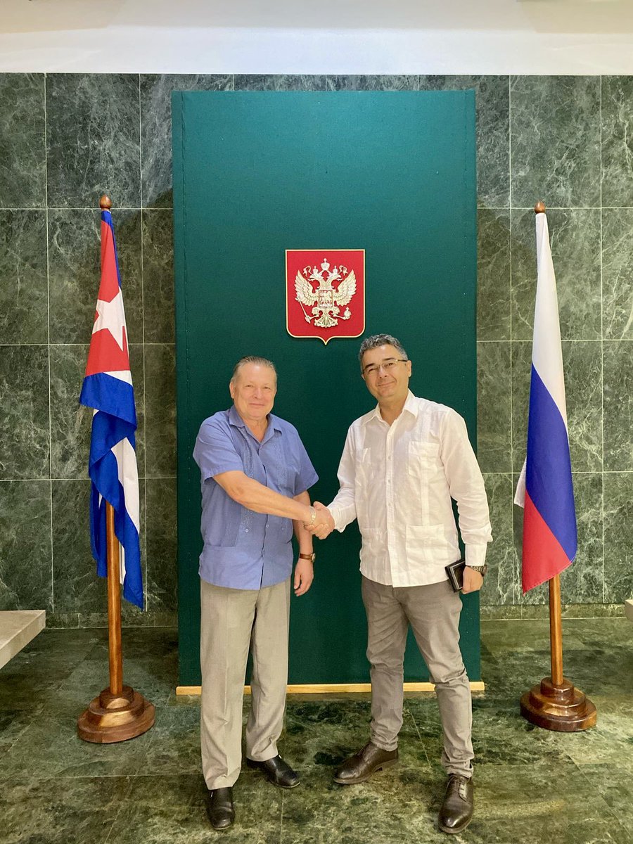 Embajador Víctor Koronelli (@embkoronelli) on Twitter photo 🇷🇺🤝🇹🇷 Fue muy grato recibir ayer en la Embajada al nuevo Embajador de la República de Turkiye en Cuba <a href="/TC_HavanaBE/">Türkiye in Cuba</a>, Aytaç Yilmaz, quien realizó una visita de cortesía a nuestra misión diplomática 🇷🇺🤝🇹🇷 Fue muy grato recibir ayer en la Embajada al nuevo Embajador de la República de Turkiye en Cuba <a href="/TC_HavanaBE/">Türkiye in Cuba</a>, Aytaç Yilmaz, quien realizó una visita de cortesía a nuestra misión diplomática