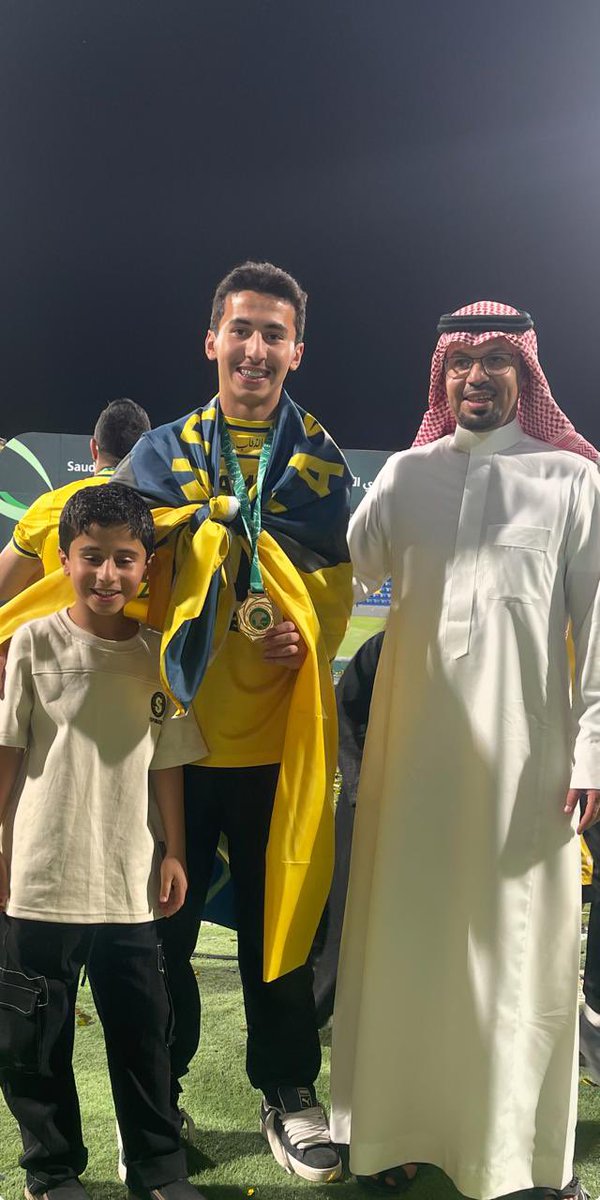 Turki_alshifan's tweet photo. شكراً جمهور السكري 
شكراً لكل من شاركنا هذا الانجاز
معاً نسير نحو الانجازات ان شاء الله  
💛💛💛#التعاون https://t.co/X8APlBHkxv