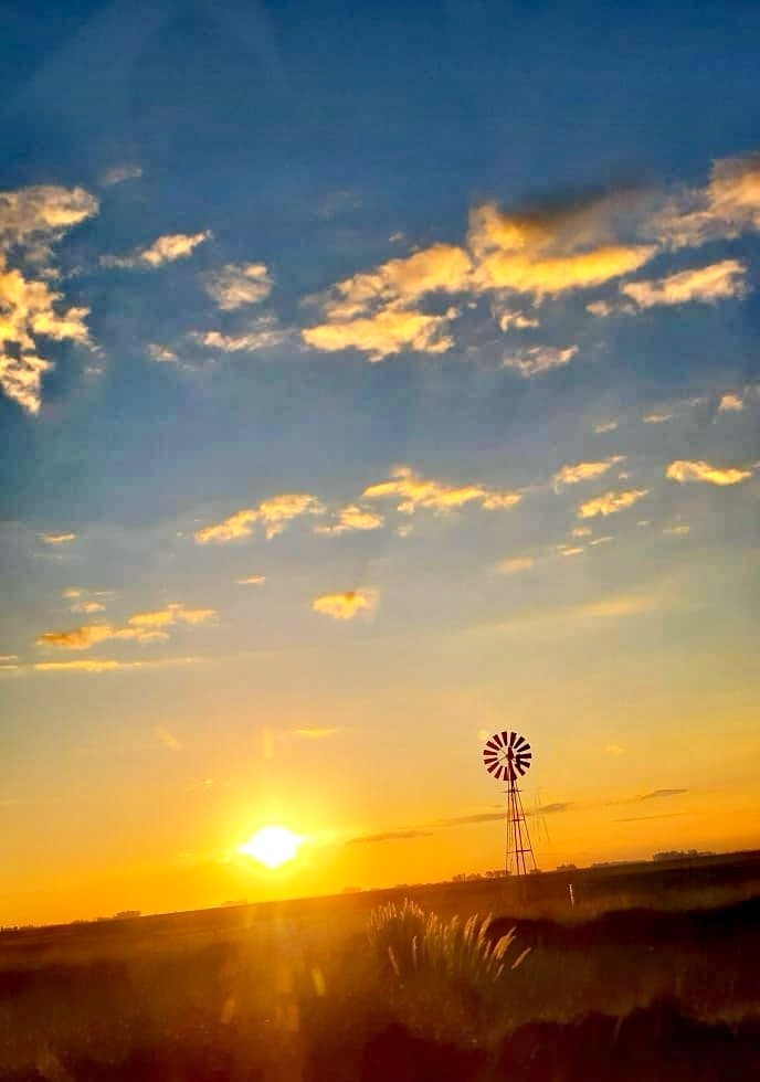 Miércoles pleno💪
Gracias🙏
Buen descanso 💤💤 tranquilo y un mañana colmado de nuevas esperanzas🙌
A cuidarse que hace frío🥶
🎶🎶♥️🎶🎶