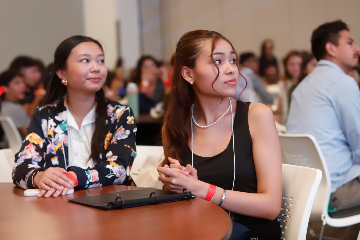 Diana Sayavedra tweet media