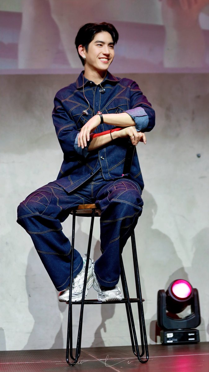 eilezheng's tweet image. 250528
ICH lIEBE DICH JIMMYSEA
#JimmySea1stFMinBerlin
#JimmySea1stEuropeanTour
#jimmyyjp @jimmyyjp_
#sea_tawinan @Sea_tawinan
#JimmySea #จิมมี่ซี