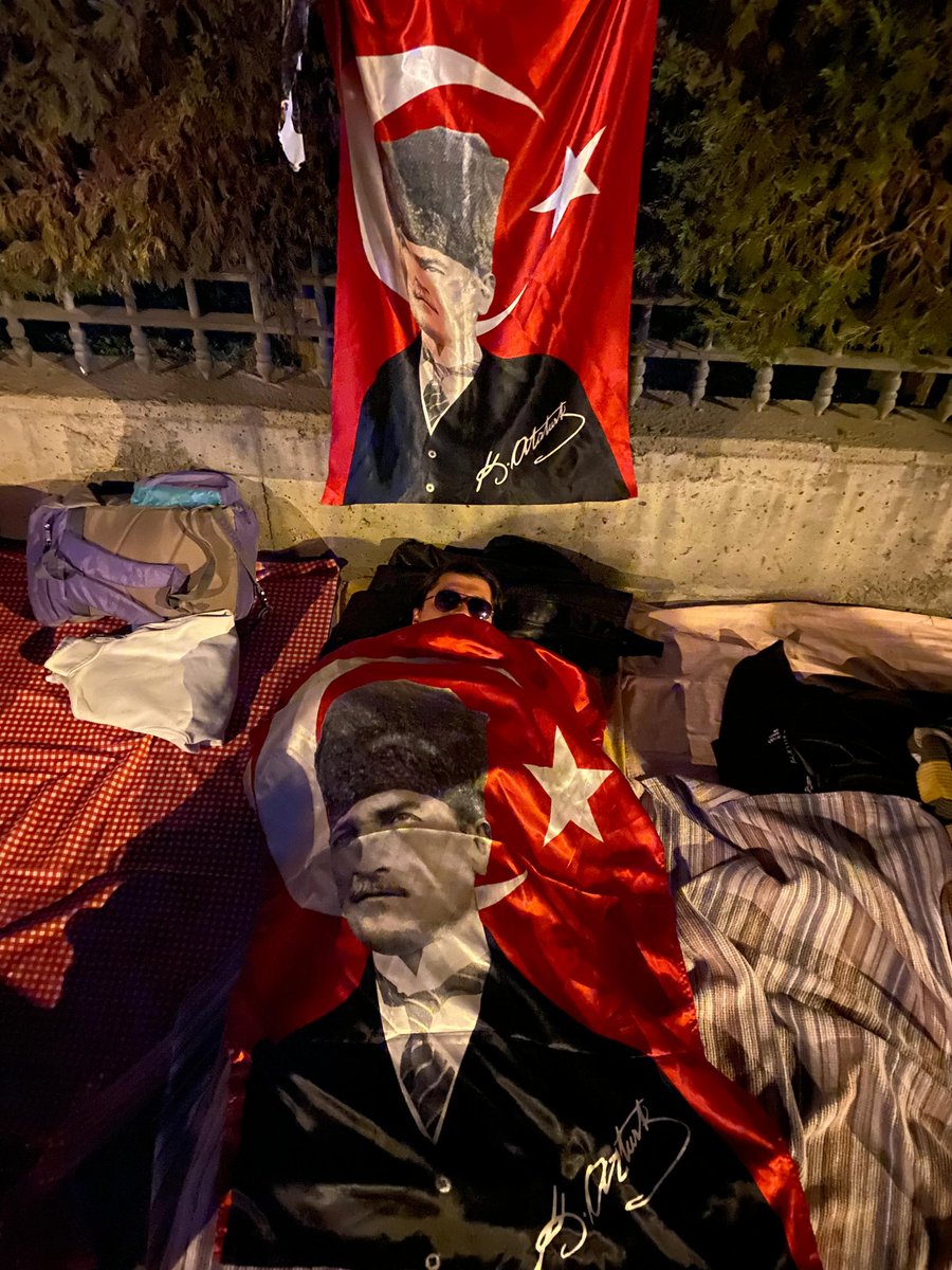 IYI geceler TÜRKİYEM...