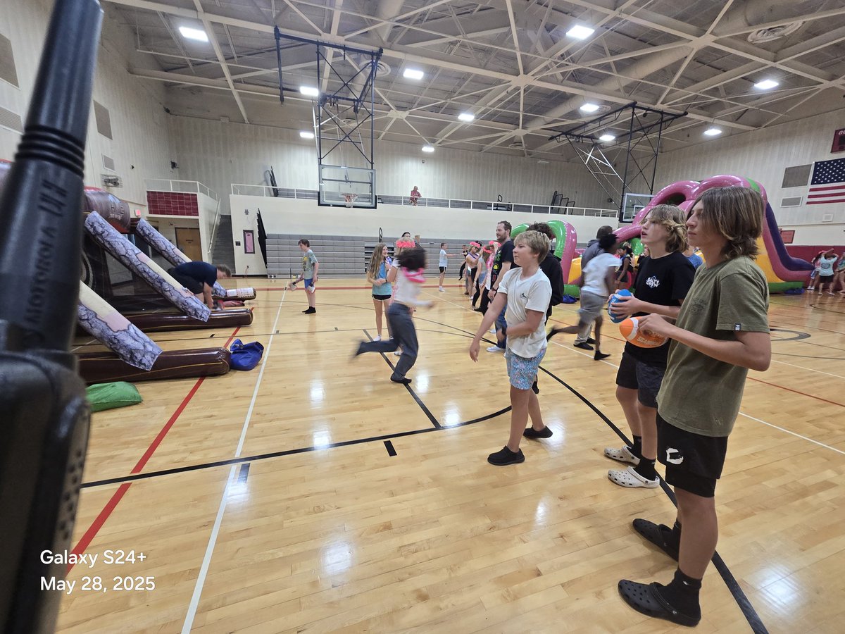 AmyCarey79's tweet photo. It's always a fun time at the NSBMS end of year carnival! Thank you to our amazing PTSA for all of your support today and throughout the entire year! We appreciate you all! #StingraysFirst https://t.co/Bqh5kEc5S4