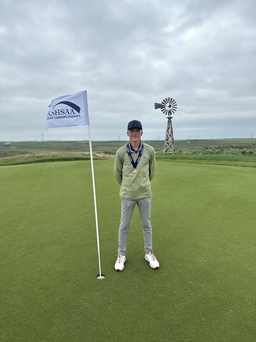 STATE PLACER!! 

Congratulations Marius for placing 4th at 3A state golf! Congrats to a great golf season!

He will also be heading to Wichita Friday to compete at state track. Good luck and go Kaws!