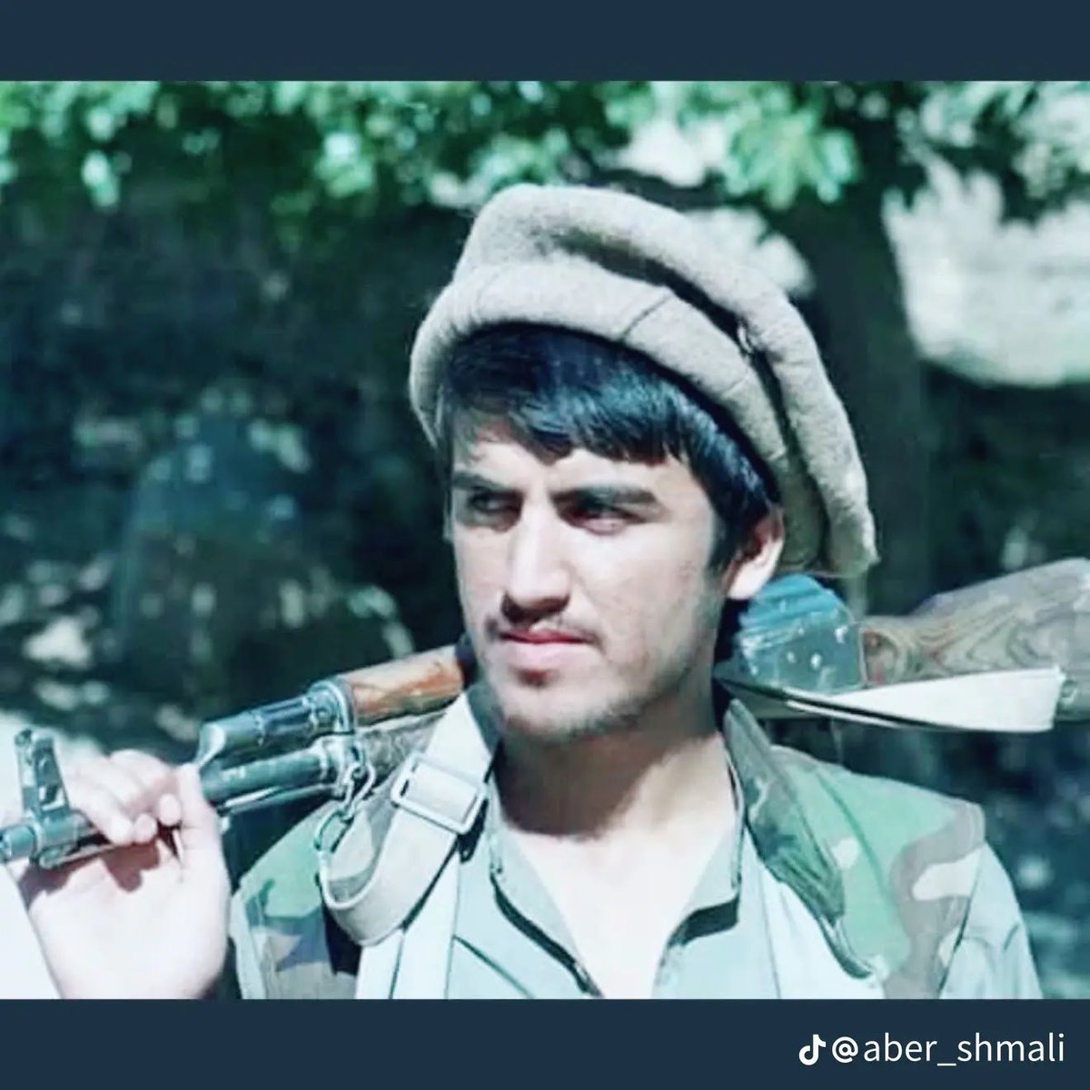 فقد در یک کلام سالروز شهادتت مبارک ای قافله سالار ازادی  شهید ارتشبد داود داود  تصویر نوجوانی در  زمان جهاد