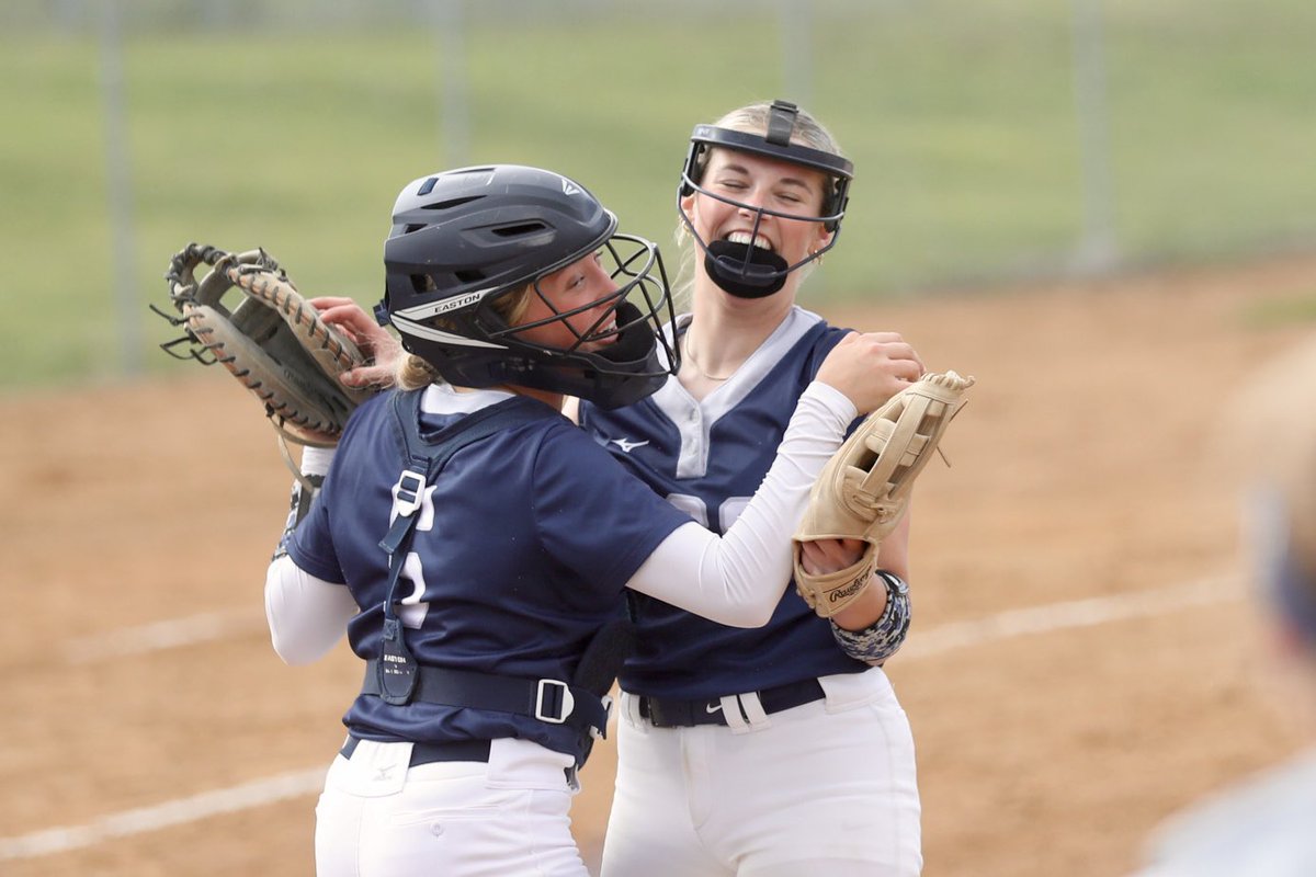 Softball final (8 innings):
JCC 3
MACA 2

Huskies are the final unbeaten team and will play for the Section 3AA championship Thursday.