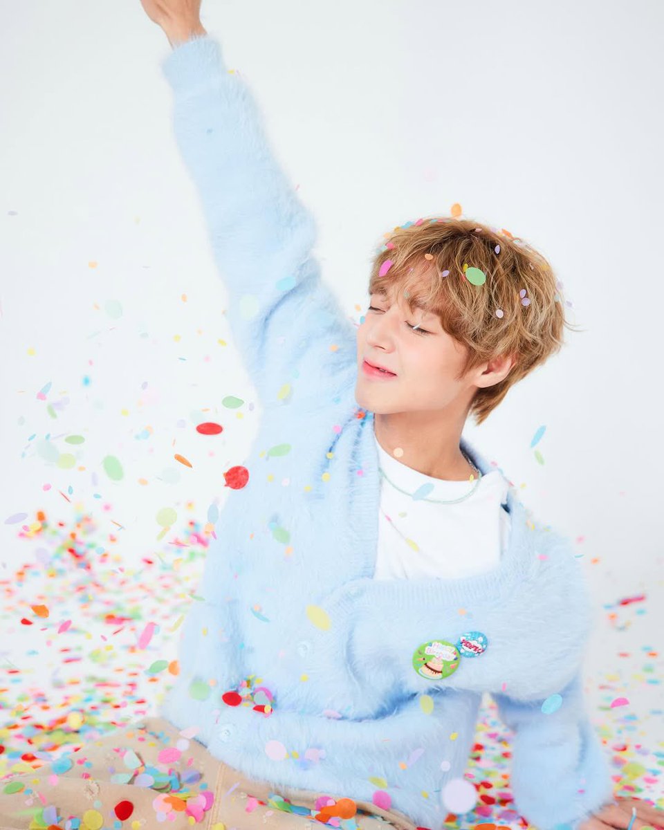 🎂 Happy Birthday Jihoonie 🎂
Wishing you health, happiness, and more people who see how truly amazing you are 💚

To May, you’ve always been the most precious.
Always cheering for you, always loving you 💚

#지훈이_미역국먹는날
#BirthdayBoyJihoon