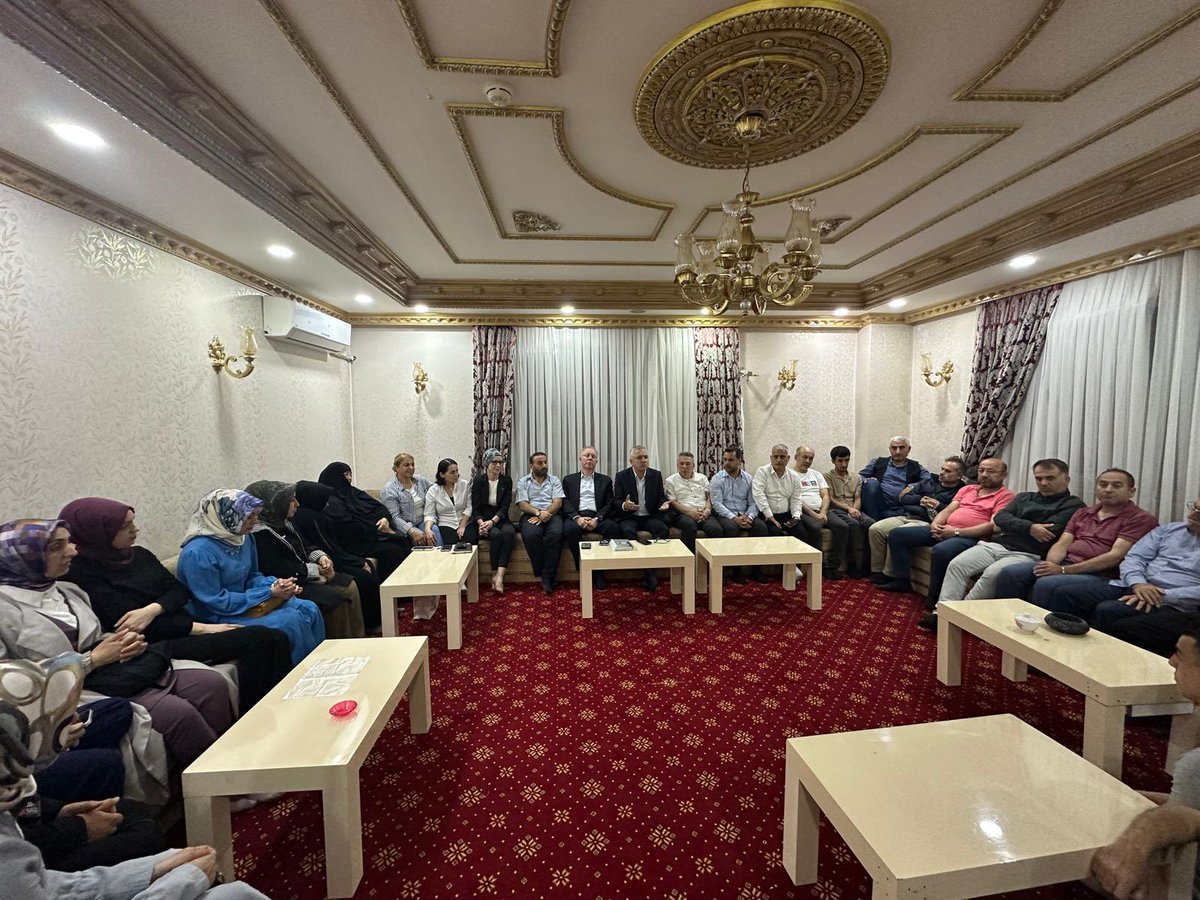 📍Atışalanı Mallemiz

Atışalanı mahallemizin haftalık toplantısına katılarak teşkilatımızla birlikte değerlendirmelerde bulunduk.

Motivasyonumuz tam, enerjimiz yüksek. Her zaman sokak sokak, pazar pazar, esnaf esnaf gezerek vatandaşlarımızı dinlemeye ve taleplerine çözüm