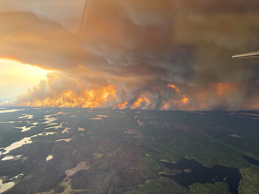 Manitoba has declared a State of Emergency this afternoon as wildfires continue to rip across its province. The Premiere has asked Prime Minister of Canada, Mark Carney, for activation of the military to help evacuate more than 17,000 people. 

The fire above started in