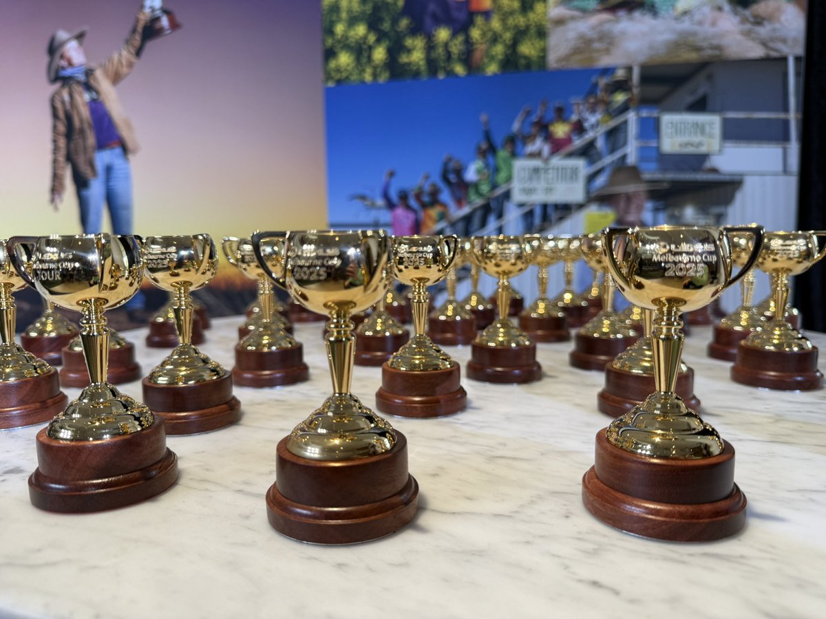 The Lexus Melbourne Cup (@melbournecup) on Twitter photo Back with my mini-meโs ๐ฅน Back with my mini-meโs ๐ฅน
