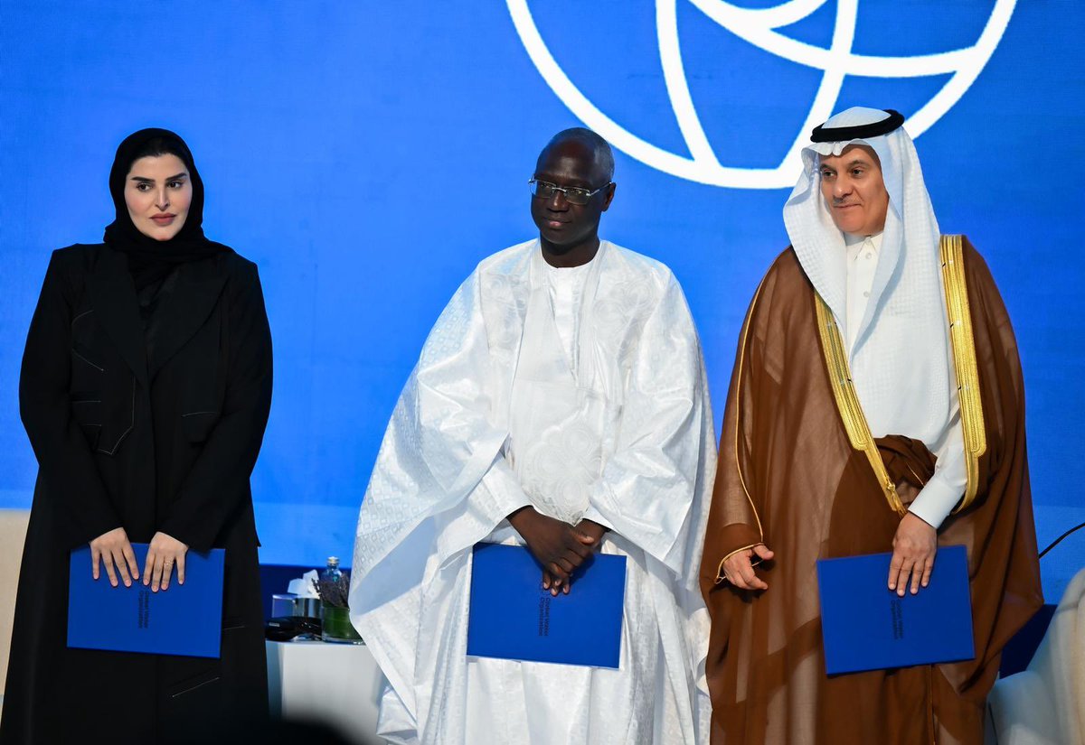 غانم المفتاح | Ghanim Al-Muftah (@g_almuftah) on Twitter photo من المملكة العربية السعودية الشقيقة، شاركت قطر في توقيع ميثاق المنظمة العالمية للمياه
وأكدت <a href="/MANAlMisned/">مريم بنت علي المسند</a> أن هذه المبادرة تنطلق من رؤية استراتيجية:
الدبلوماسية المائية تصنع السلام… وتحوّل التحديات إلى فرص. من المملكة العربية السعودية الشقيقة، شاركت قطر في توقيع ميثاق المنظمة العالمية للمياه
وأكدت <a href="/MANAlMisned/">مريم بنت علي المسند</a> أن هذه المبادرة تنطلق من رؤية استراتيجية:
الدبلوماسية المائية تصنع السلام… وتحوّل التحديات إلى فرص.