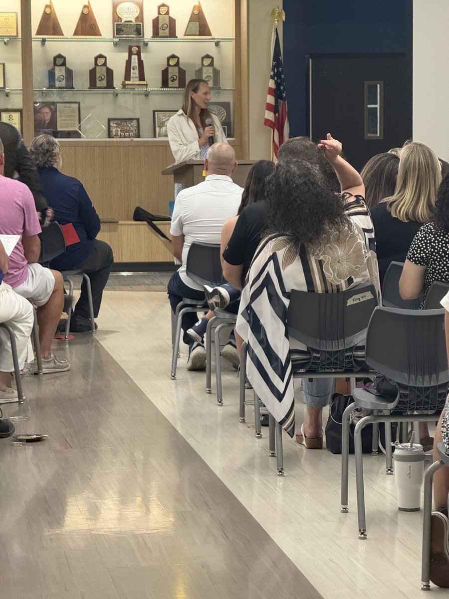 Honored to celebrate our Gators  at our Senior Night of Excellence! So many outstanding scholarships and awards.  Thank you to many alumni and community members for rewarding our students!!  Congrats Gators! 💙💛💙💛