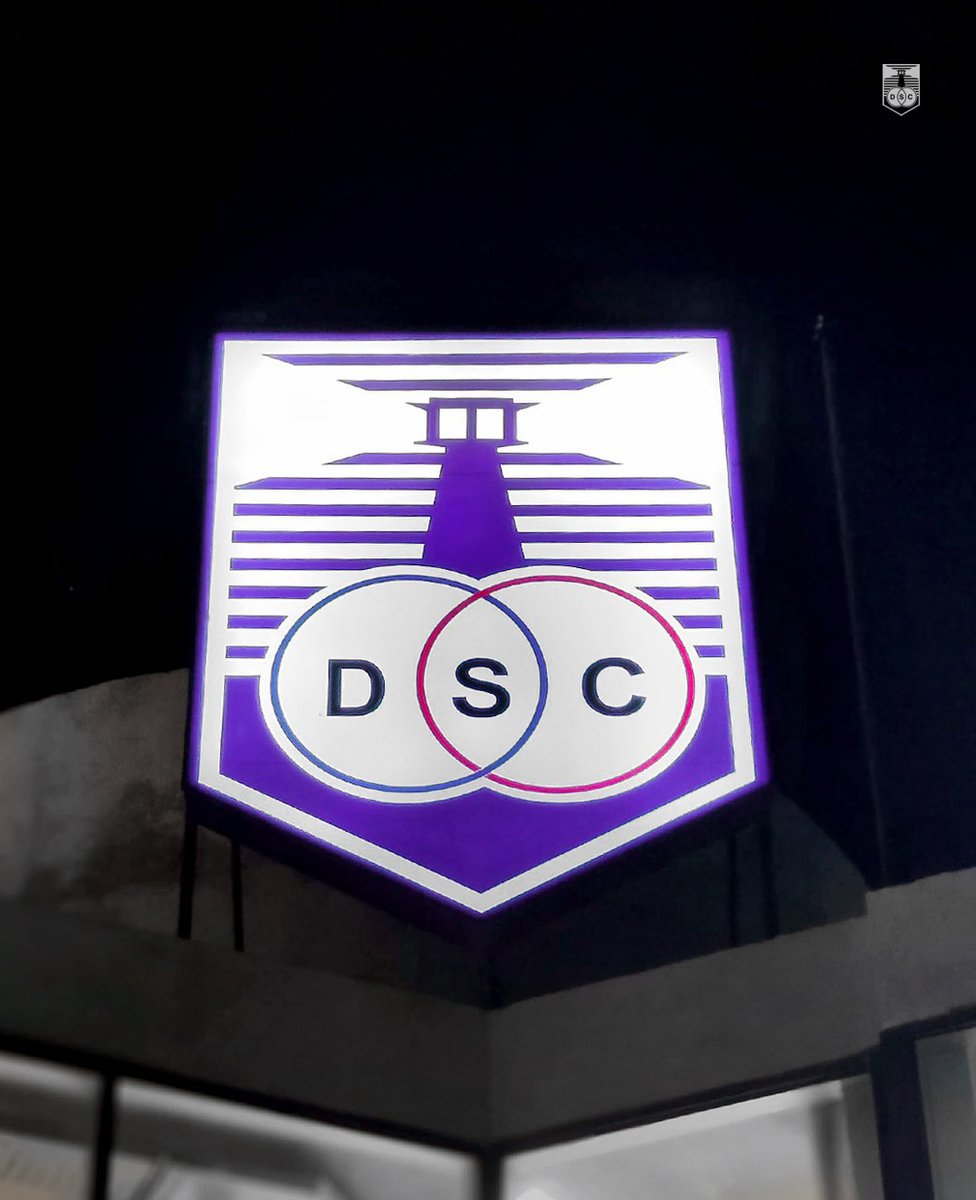 DefensorSp's tweet photo. Se llevó a cabo en la sede social de 21, el cambio de mando en Defensor Sporting.

Así quedó conformada la nueva Comisión Directiva que estará al frente del Club por los próximos 2 años.

• Diego Franzini
• Miguel Franco
• Martín Esposto
• Emiliano Berriel
• Nicolás Schwarz
• Marcos Lombardo
• Alberto Ward
• Santiago Alonso
• Daniel Acuña
• Alejandro Landoni
• Andrés Westerfeld