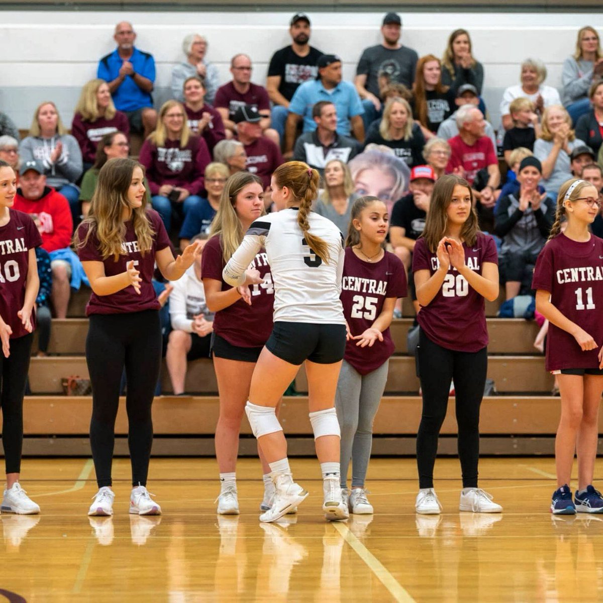 A little trip down memory lane…
Shelby was just a freshman here, and a few of the Jersey Girls giving high fives are now heading into their senior season. Time really does fly—cherish every moment. Make it count.