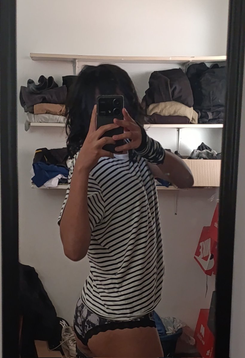 cr1s_UwU's tweet photo. Mi oufit para ir a la uni https://t.co/TBypZoNTvi