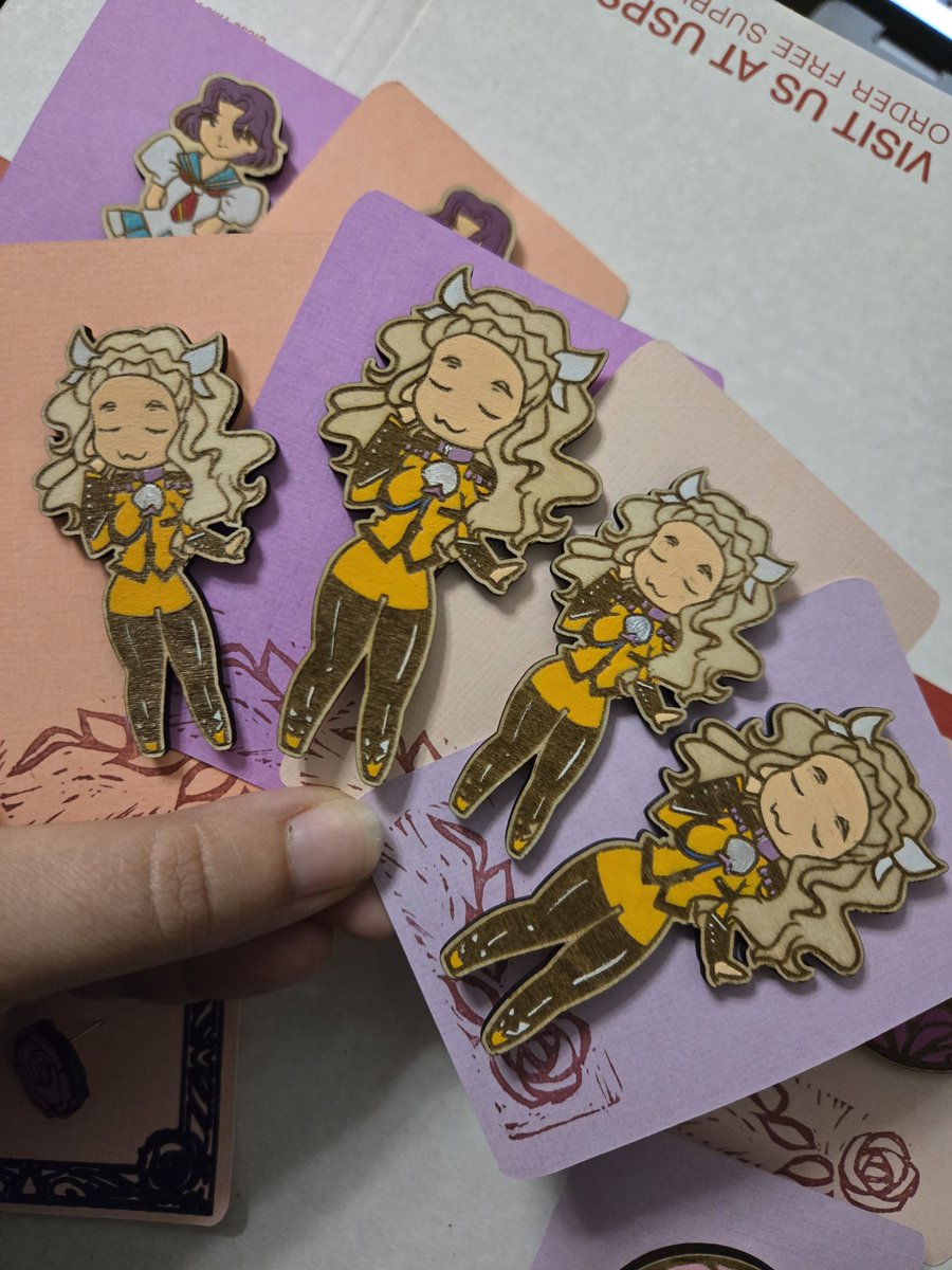 allegoriest's tweet photo. Growing my pin army with little Nanami pins and little Shiori pins and various roses https://t.co/6cRLUDhyzB