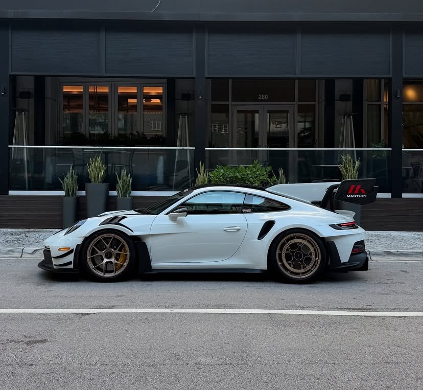Jordan92338366's tweet photo. 992 GT3RS MR 🤍🏁 https://t.co/e5wcRkgUC5