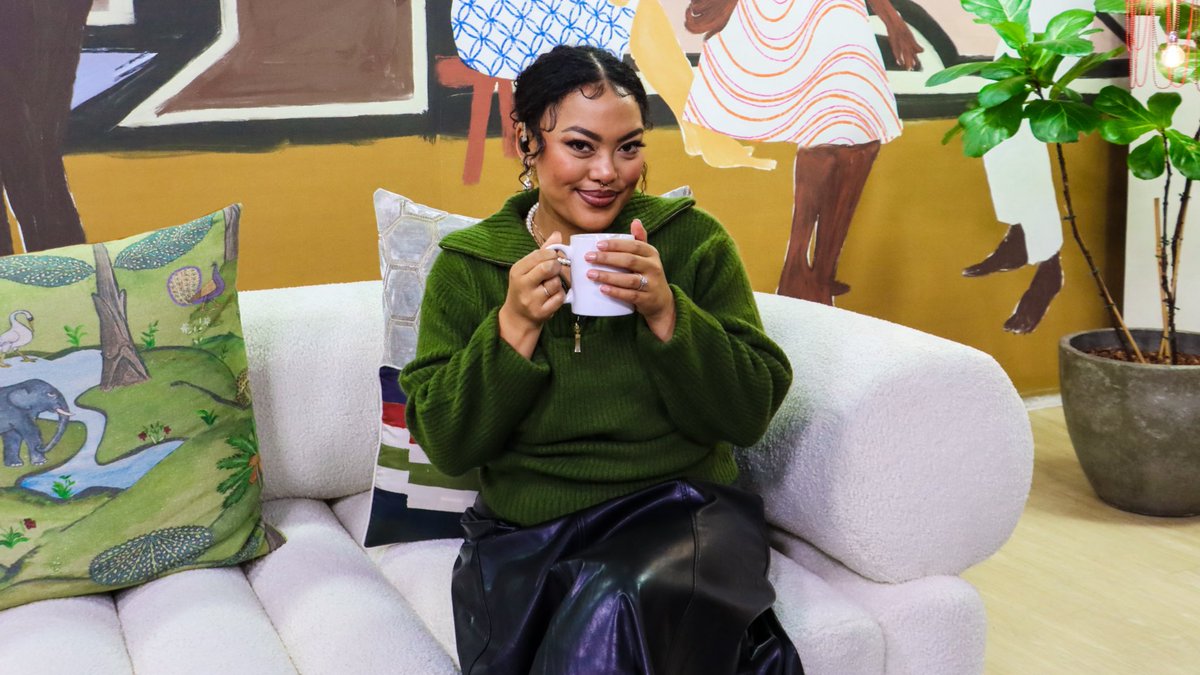 R2000 cash is up for grabs courtesy of Adcock Ingram OTC! 🤩 Simply tell us what your go-to remedy is when you start to feel a cold coming on? Make sure to incl. #AdcockOTCWinter.
Comp closes Sunday. Ts&amp;Cs apply: tinyurl.com/55x59jh4. #ExpressoShow