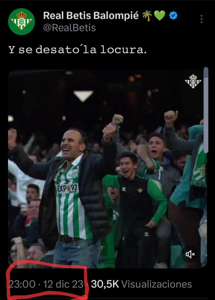 AntonioliSFC's tweet photo. Un minuto después de nuestra última eliminación de champions. 
QUE LUEGO SE OS LLENA LA BOCA CON QUE LA RIVALIDAD DE SEVILLA ES LA MEJOR Y LA MAS DIFERENTE. https://t.co/c3rSFgpGzX