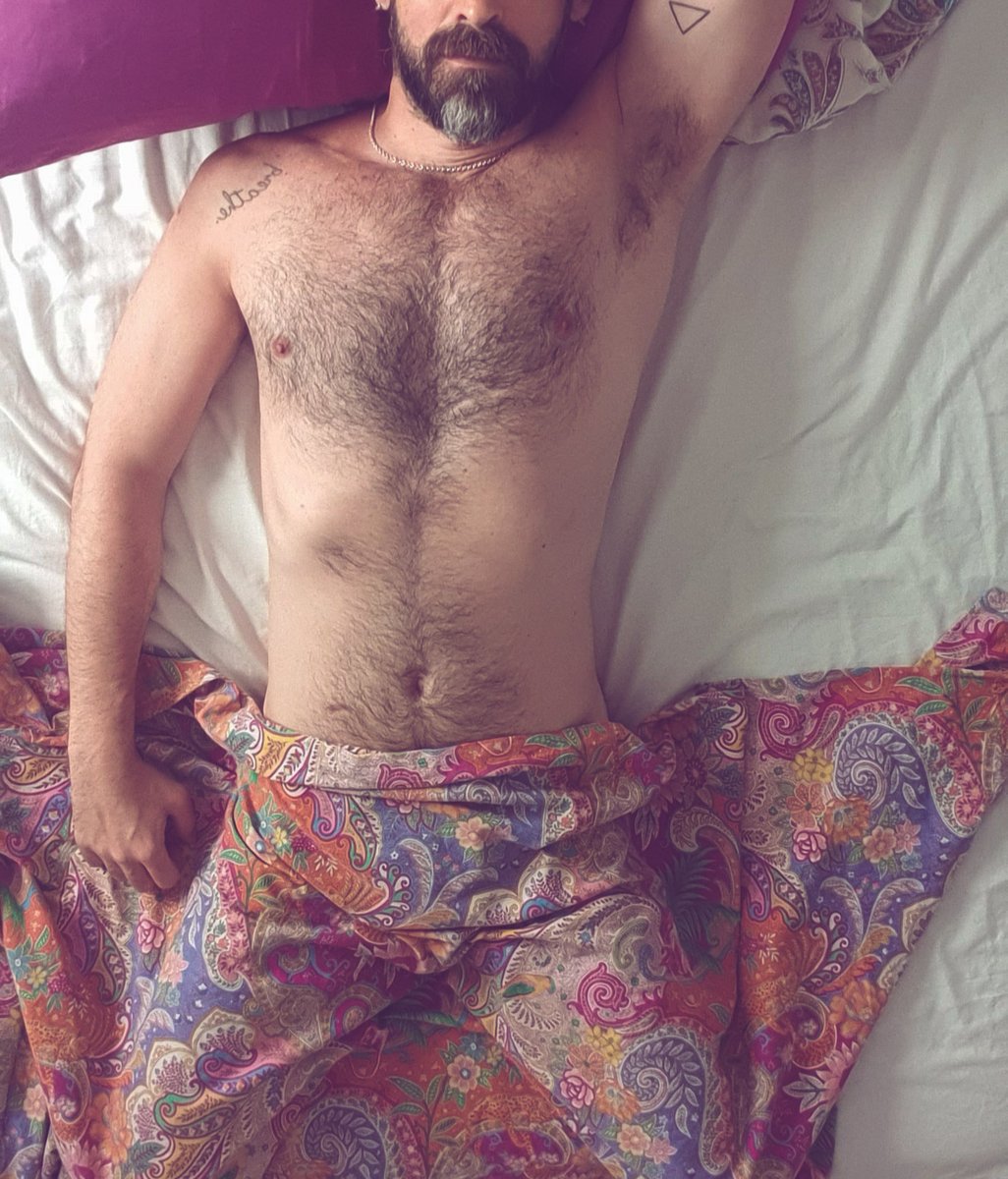 Excellboy's tweet image. A quién madruga...