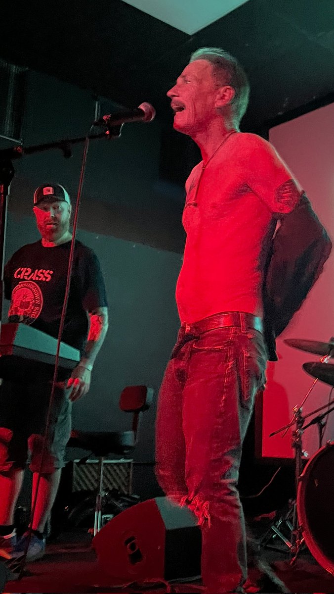 Good_Night_Pics's tweet photo. Birkenhead 
23.05.2025
#futureyard #BIRKENHEAD #tommyscott #livemusic #Space #spacetheband #spacebanduk #streetphotographer https://t.co/ZmJ8fAbFyk