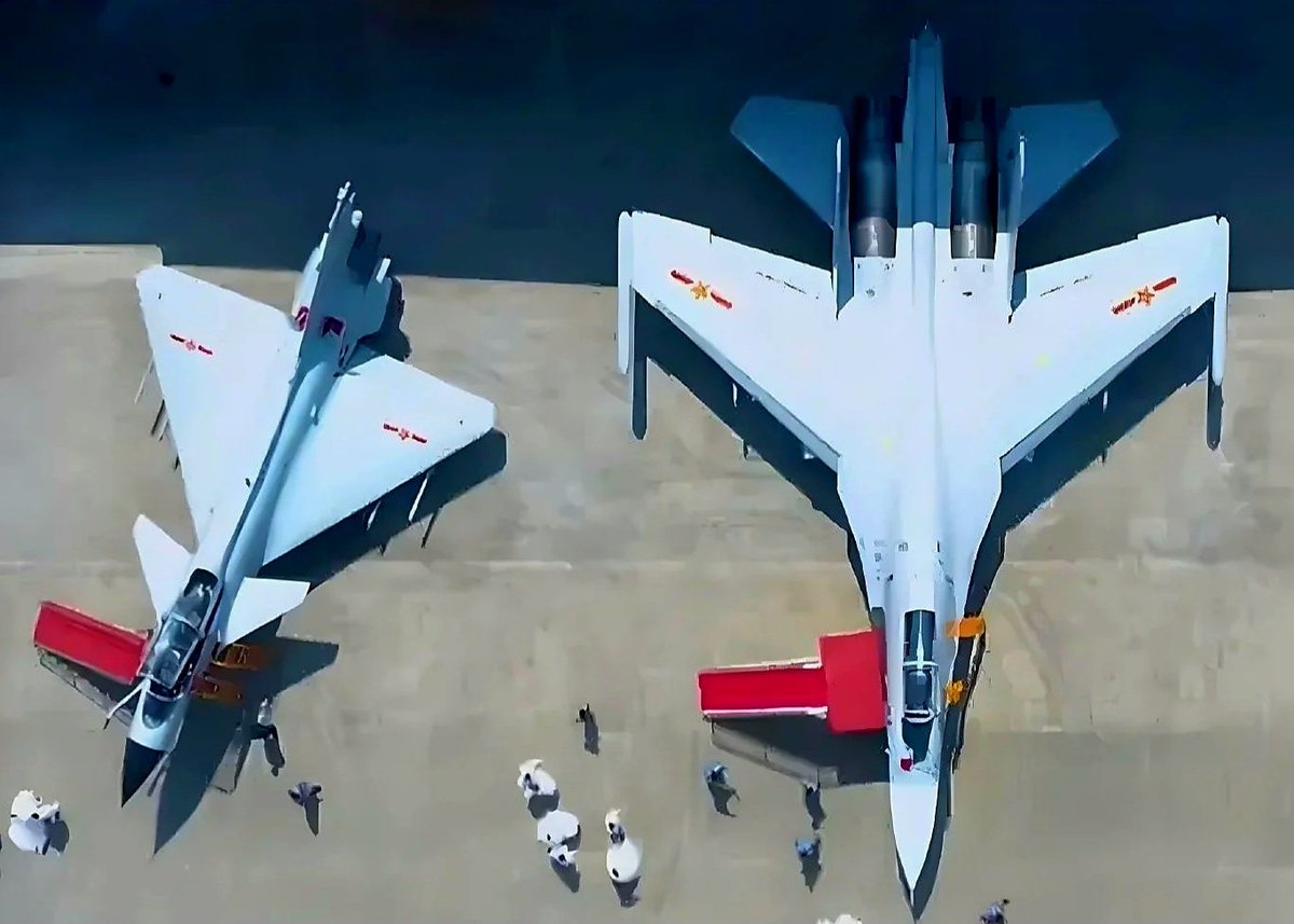 RealAirPower1's tweet photo. "Sizing up! A top-down shot of a J-10B next to a Su-30MK2. The Flanker is absolutely massive: twice the weight, and nearly double the length and wingspan of the J-10. In fact, if physics took a break, the Su-30 could almost haul a J-10 😵 https://t.co/R37s0gcwP7