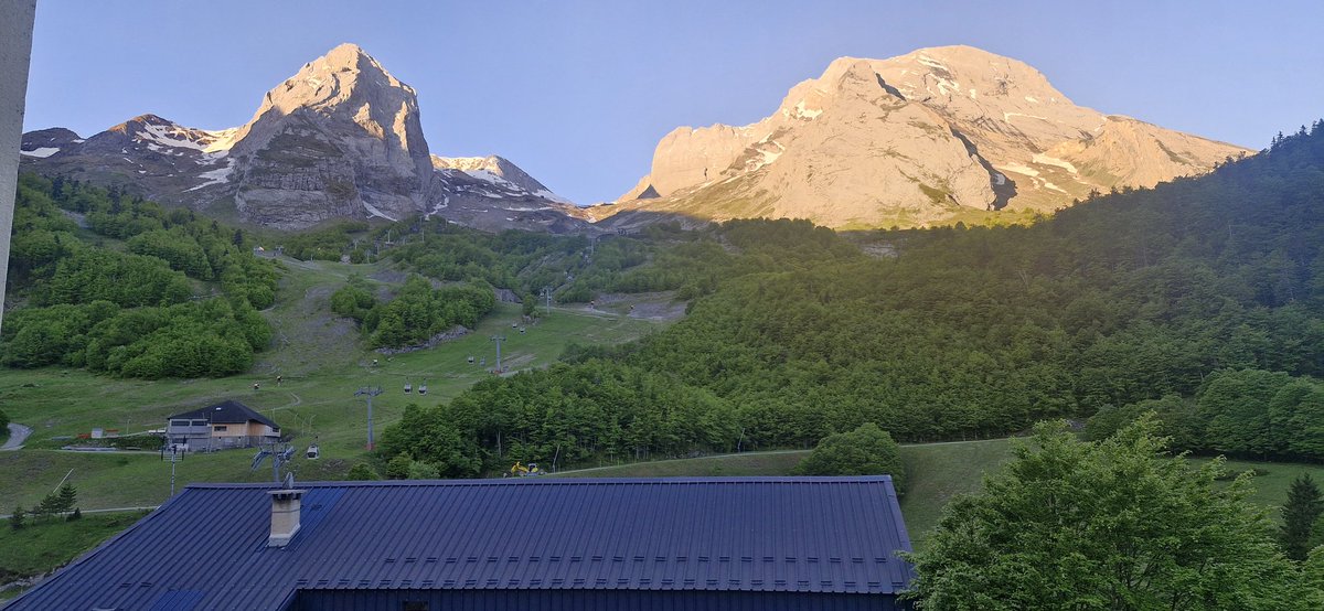 Ma vue ce matin !!! J'ai envie d'aller tout là-haut
