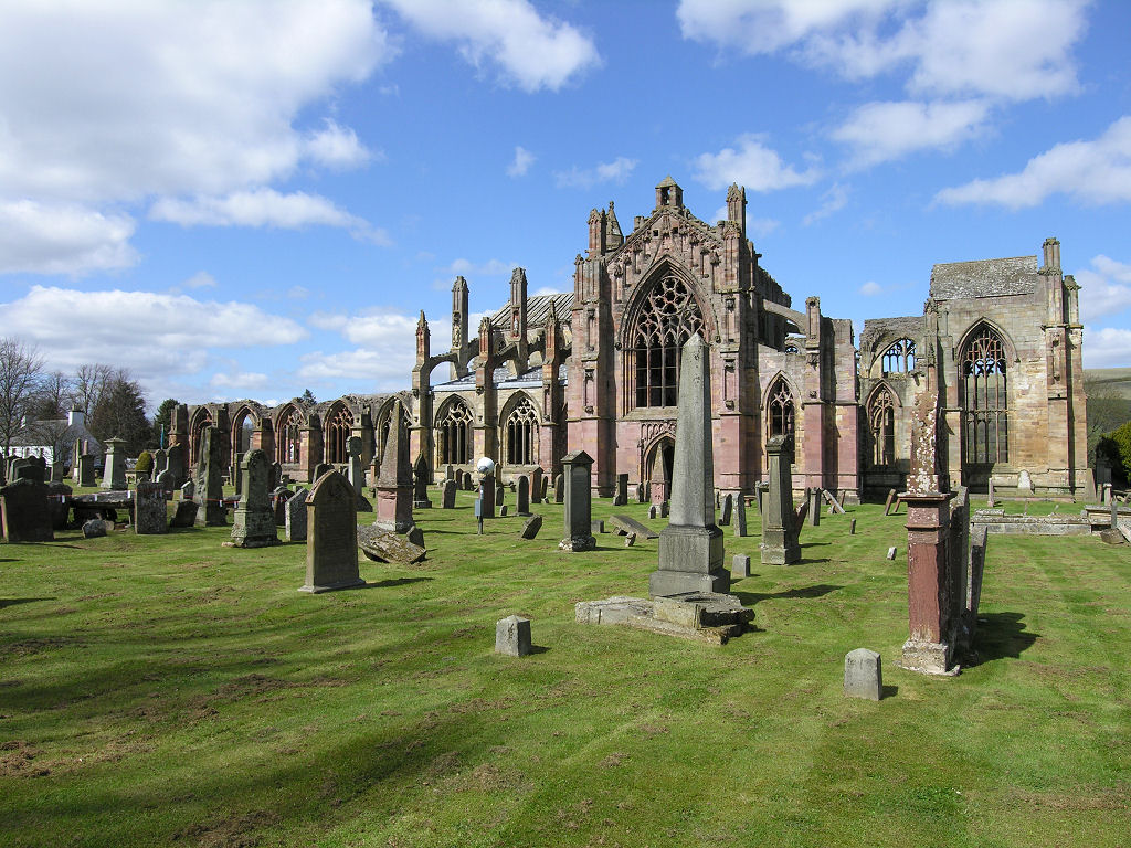 UndisScot's tweet photo. Magnificent Melrose Abbey, standing close to the heart of Melrose in the Scottish Borders. It was founded by King David I in 1136 and is one of the four great abbeys of the Scottish Borders. More pics and info: https://t.co/LAgyNijAFv https://t.co/h0RegHKtJS