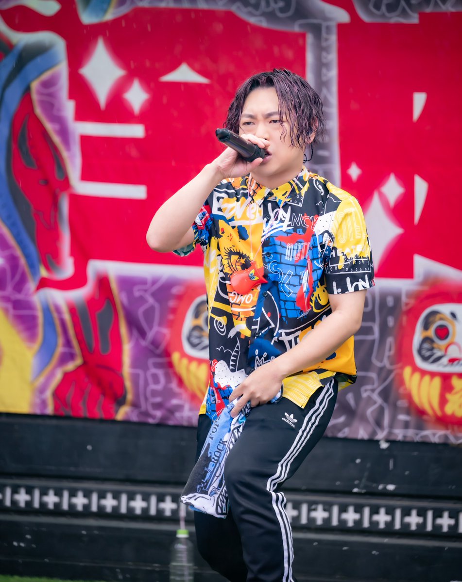 seicham2525cas's tweet photo. 今回初めてお見かけすることが出来ました☺️
カッコよかった🎤✨
#T_face @Tface_Singer
#全肉祭 #徳島全肉祭
#いいね希望 #リポスト希望 https://t.co/kt8qhqQacd