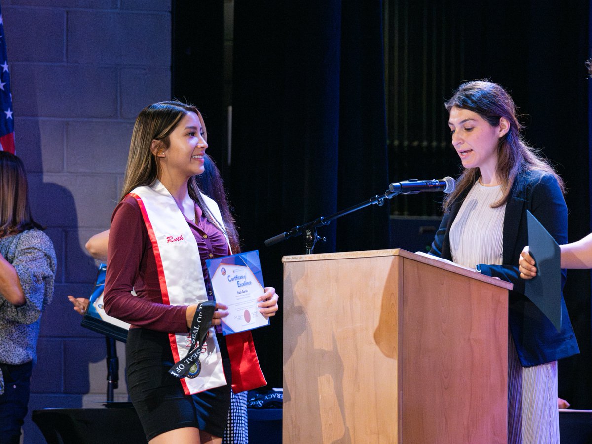 RedlandsUSD's tweet photo. Over 200 RUSD students have earned the prestigious Seal of Biliteracy—representing more than 20 languages! 🌎 Last night, we recognized our multilingual scholars. ✨ We’re incredibly proud of them and the rich language diversity they bring to our schools! #ThisisRUSD 🍊 https://t.co/Nwu5a46jvR
