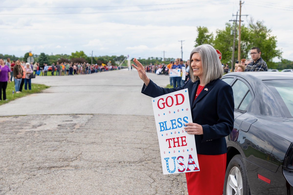 Joni Ernst (@senjoniernst) on Twitter photo It was an honor to help send off the 1st Battalion, 168th Infantry Regiment of the <a href="/IowaNatGuard/">Iowa National Guard</a> in my hometown of Red Oak.
Ā
As someone who proudly served in the Iowa National Guard, I canāt say thank you enough to these incredibly brave men and women. It was an honor to help send off the 1st Battalion, 168th Infantry Regiment of the <a href="/IowaNatGuard/">Iowa National Guard</a> in my hometown of Red Oak.
Ā
As someone who proudly served in the Iowa National Guard, I canāt say thank you enough to these incredibly brave men and women.