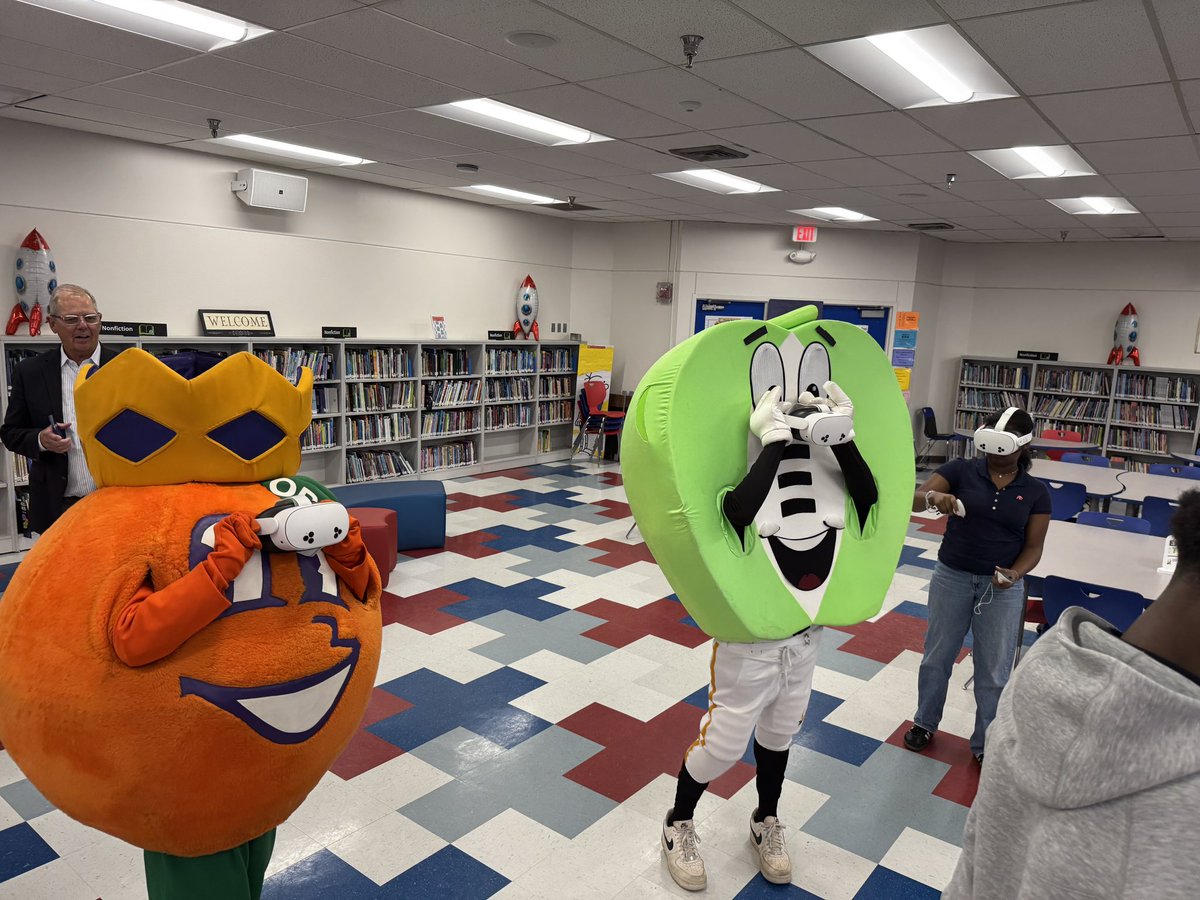 Broward STEM tweet media