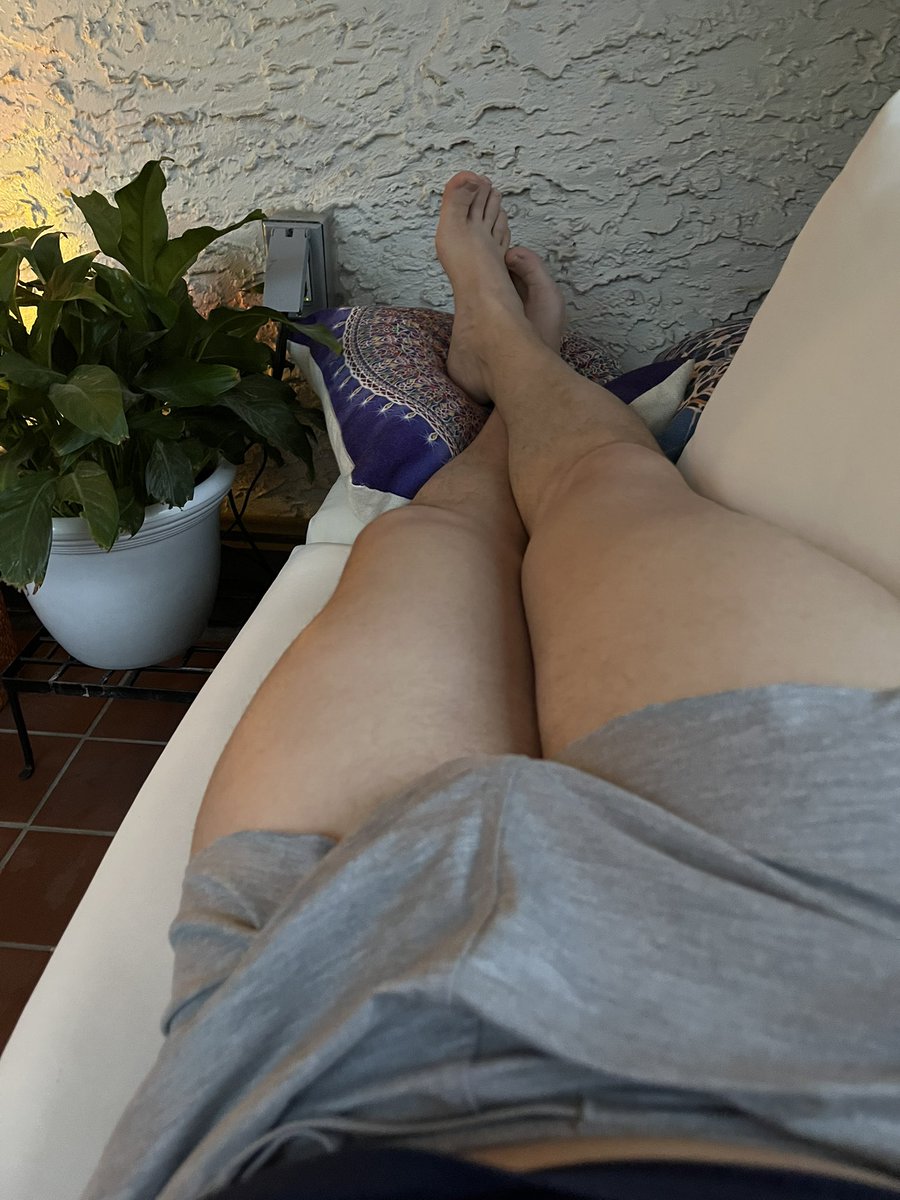 mkc1626's tweet photo. Cropped these shorts myself and I think they do wonders for my bulge. 😈 https://t.co/usAjDuPDH3