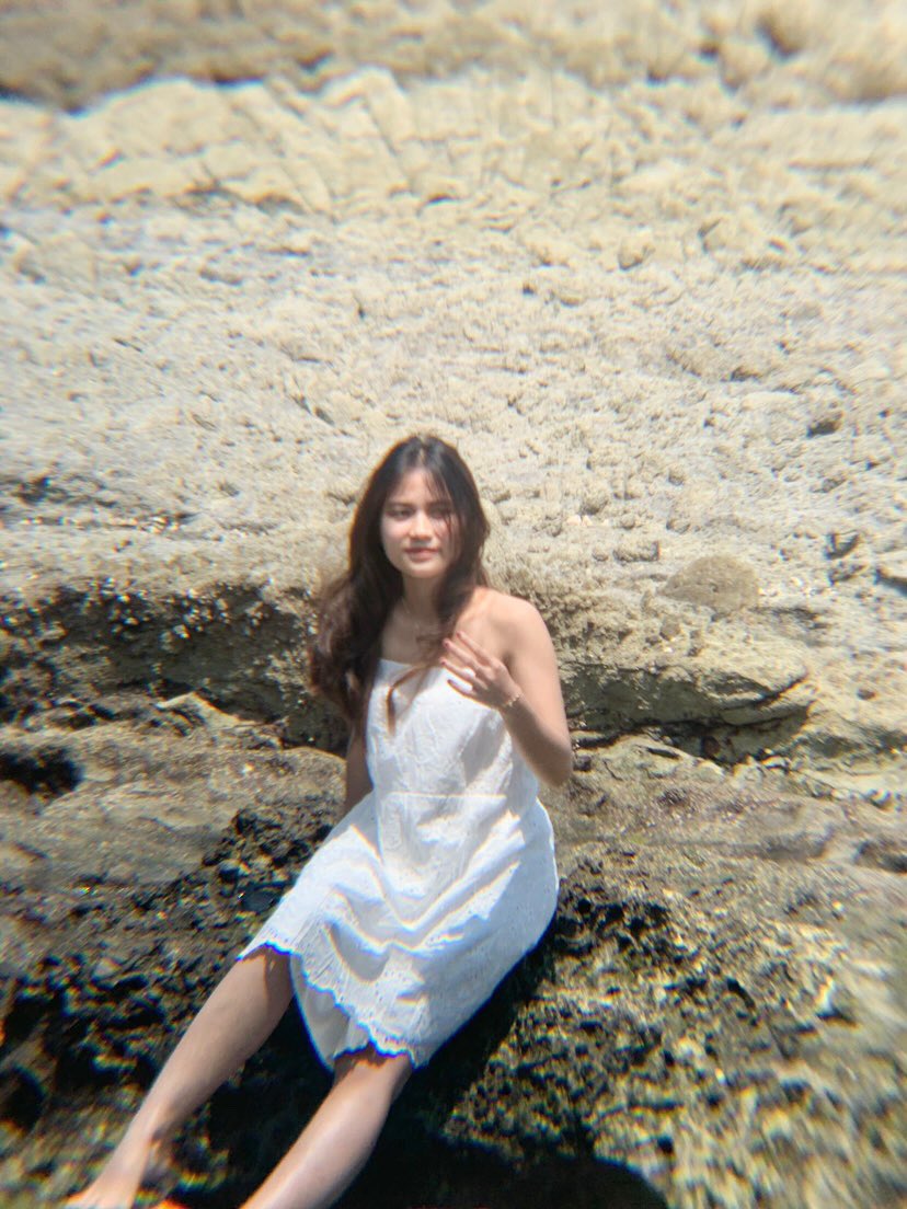 crisliee's tweet photo. 🌊 https://t.co/fEqYn22zsL