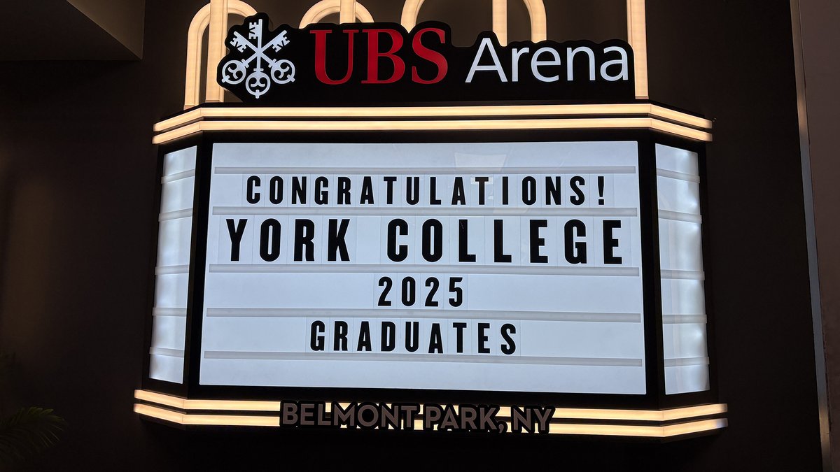 York Cardinals (@yorkcardinals) on Twitter photo A day like no other ✨Once a Cardinal, always a Cardinal! ♥️🎓Congrats to the <a href="/YorkCollegeCUNY/">York College CUNY</a> #ClassOf2025 A day like no other ✨Once a Cardinal, always a Cardinal! ♥️🎓Congrats to the <a href="/YorkCollegeCUNY/">York College CUNY</a> #ClassOf2025