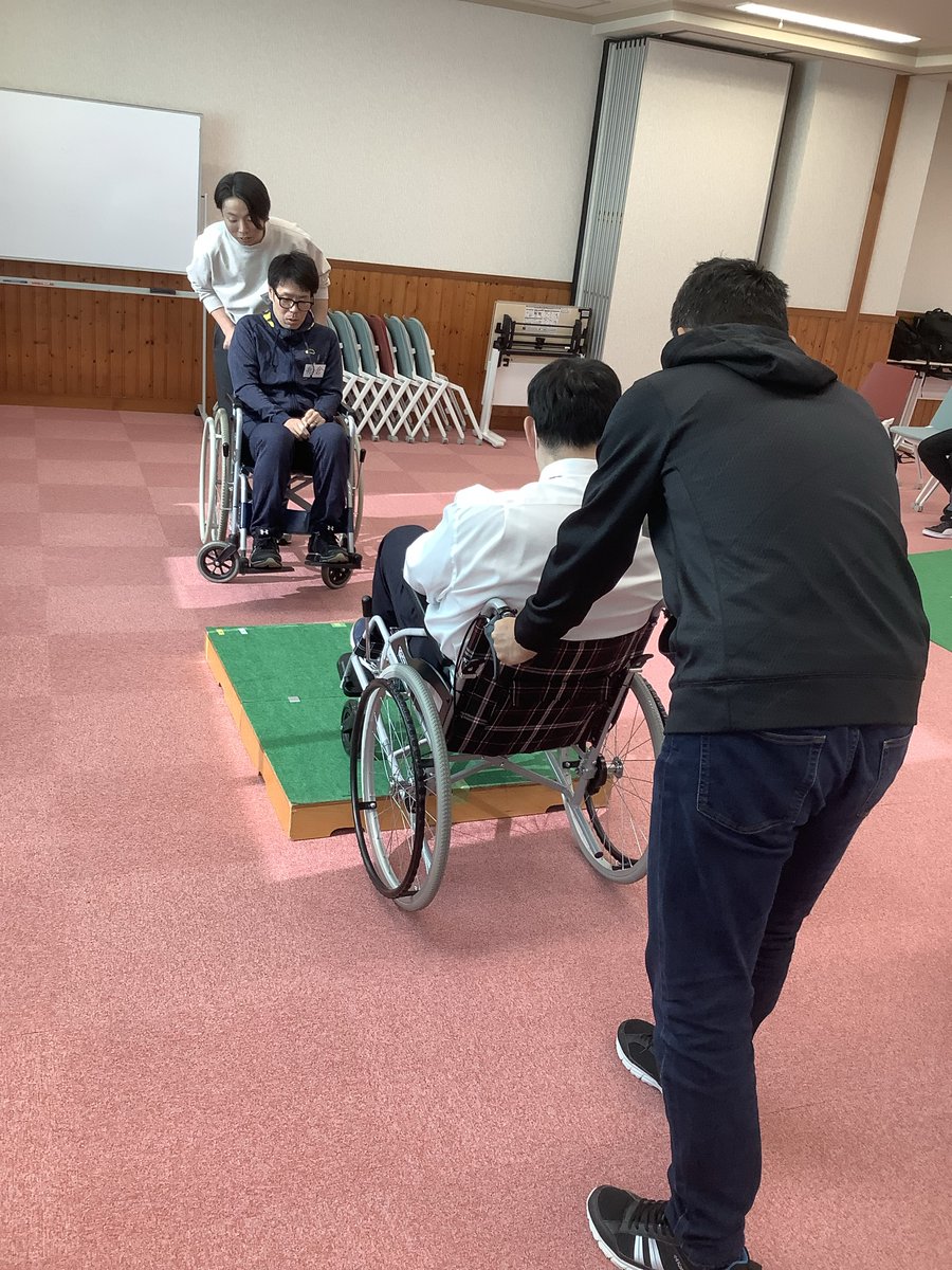 🚋みなさん、「サービス介助士」ってご存じですか？ 駅や列車で