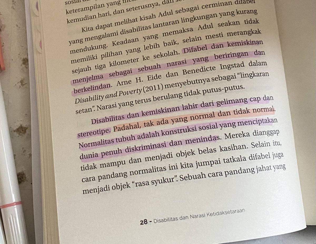 Normalitas tubuh adalah konstruksi sosial yang menciptakan dunia penuh diskriminasi dan menindas.