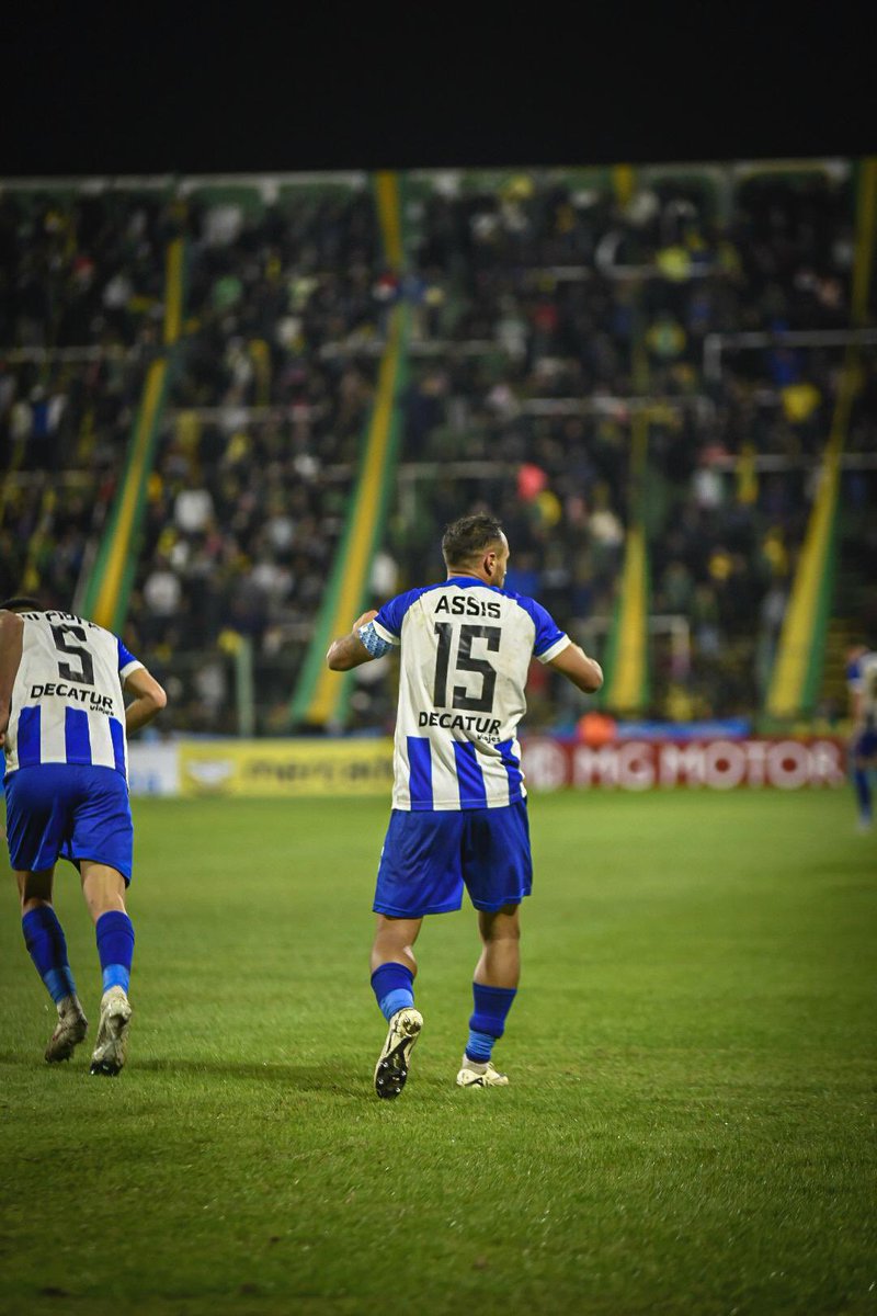 CerroLargoFc's tweet photo. EL CERRO LARGO DE AMÉRICA QUIERE Y QUIERE 🏆

#CerroLargoDeAmérica🌎 https://t.co/947GHKwgoO