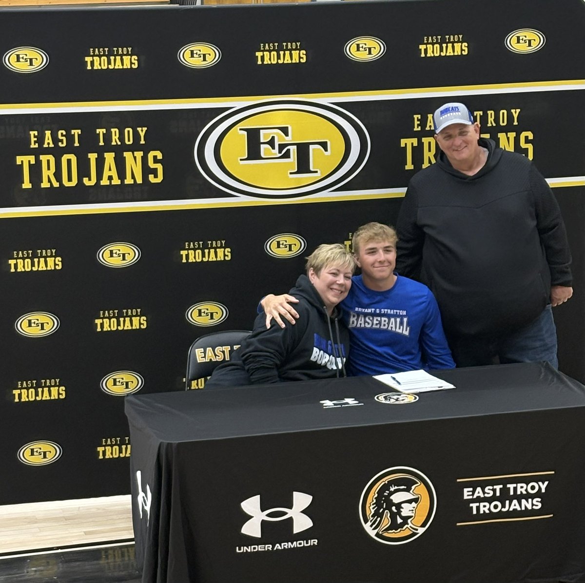 East Troy Trojans Boys Basketball tweet media